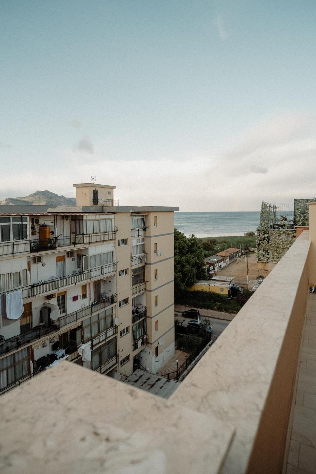 Sarina's apartment - Photo 3