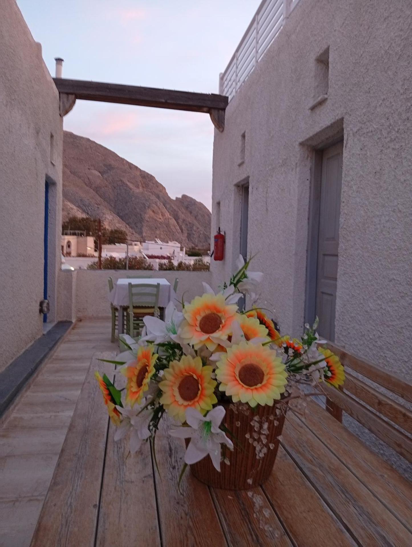 The Best - Photo 236