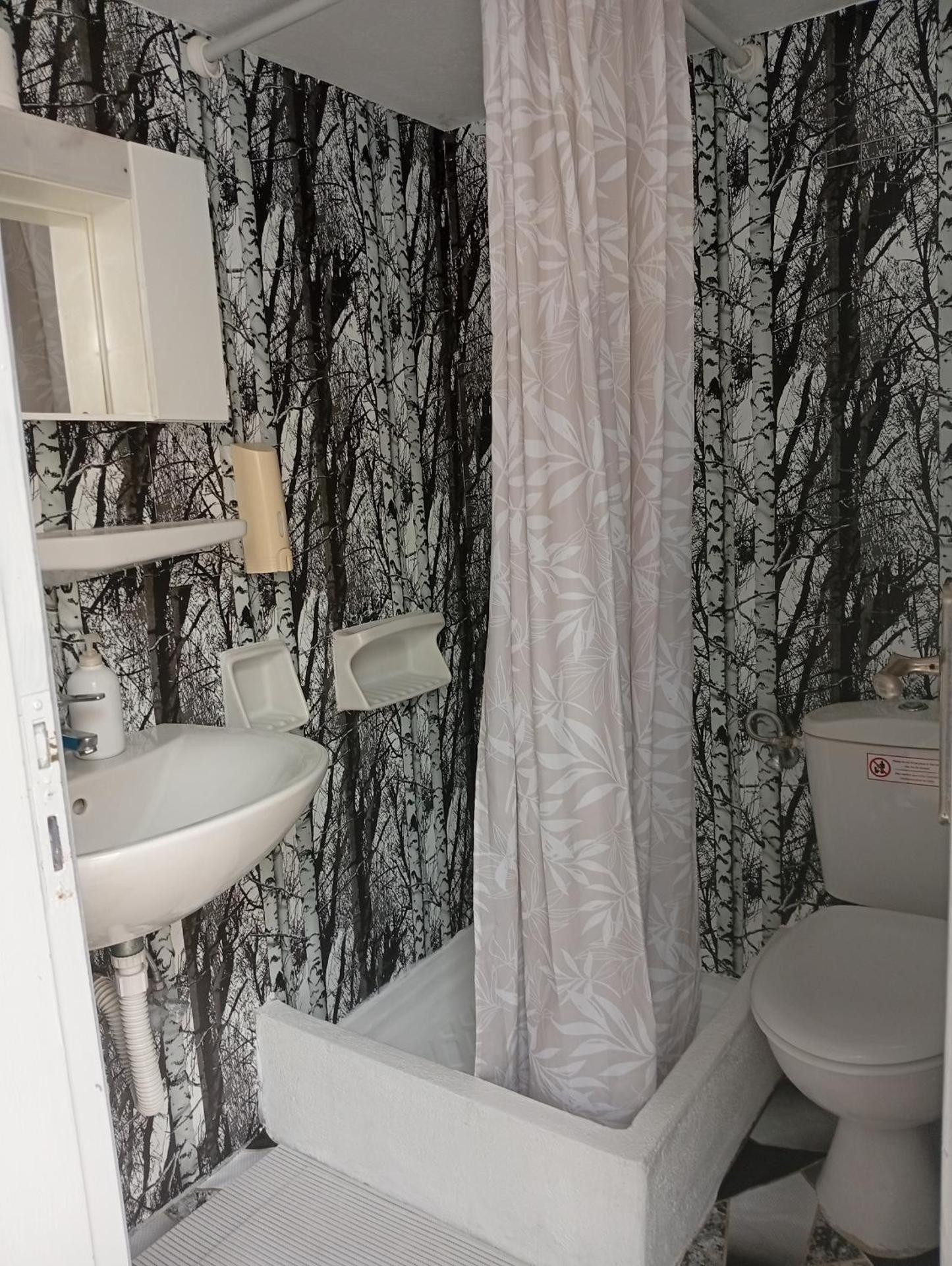 The Best - Photo 243