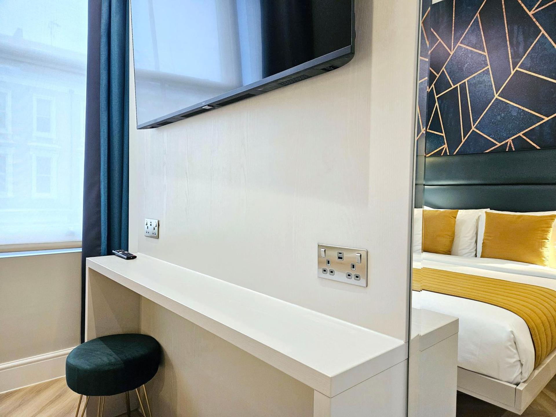 West Brompton Studios - Photo 2