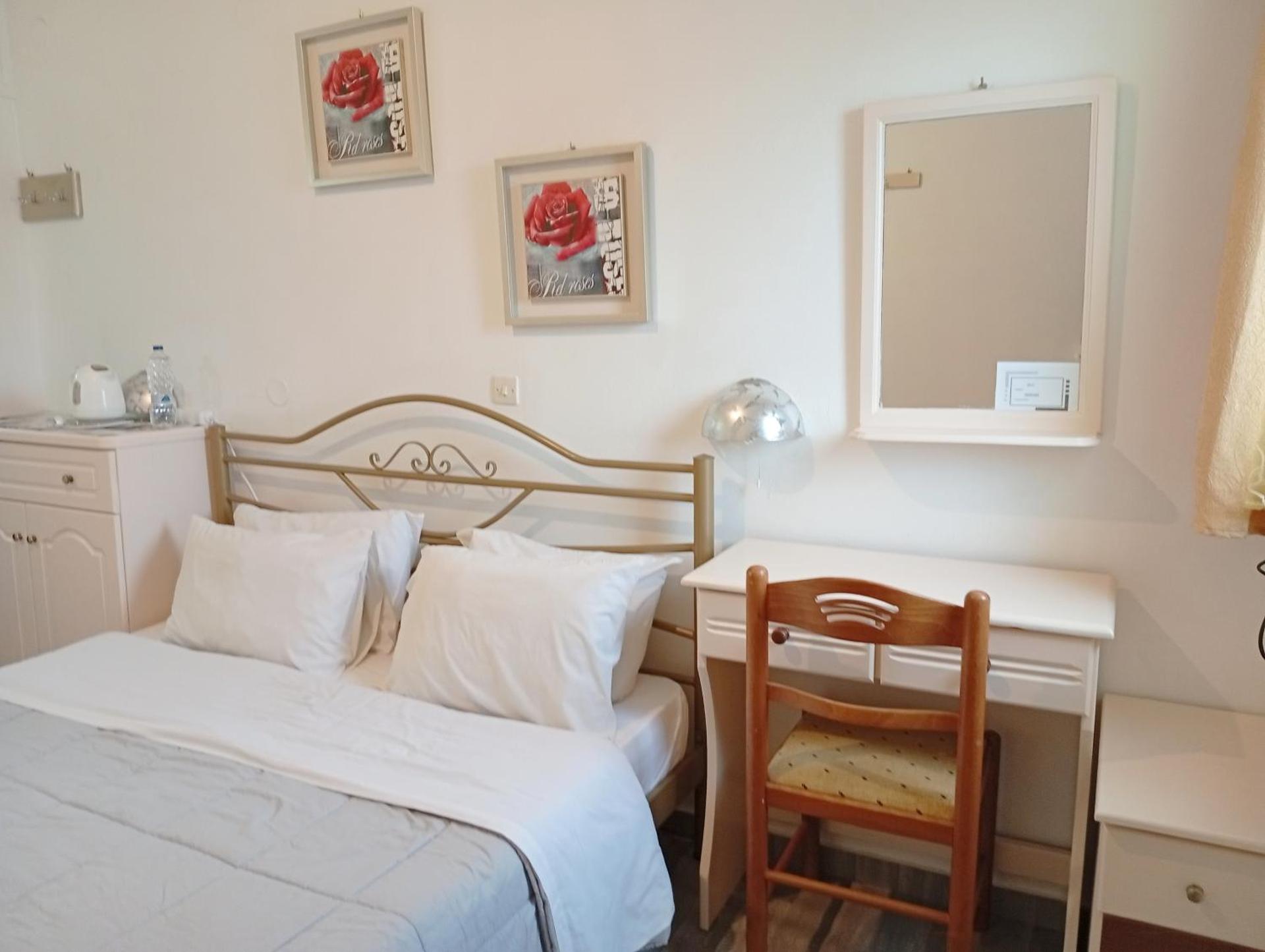 The Best - Photo 255