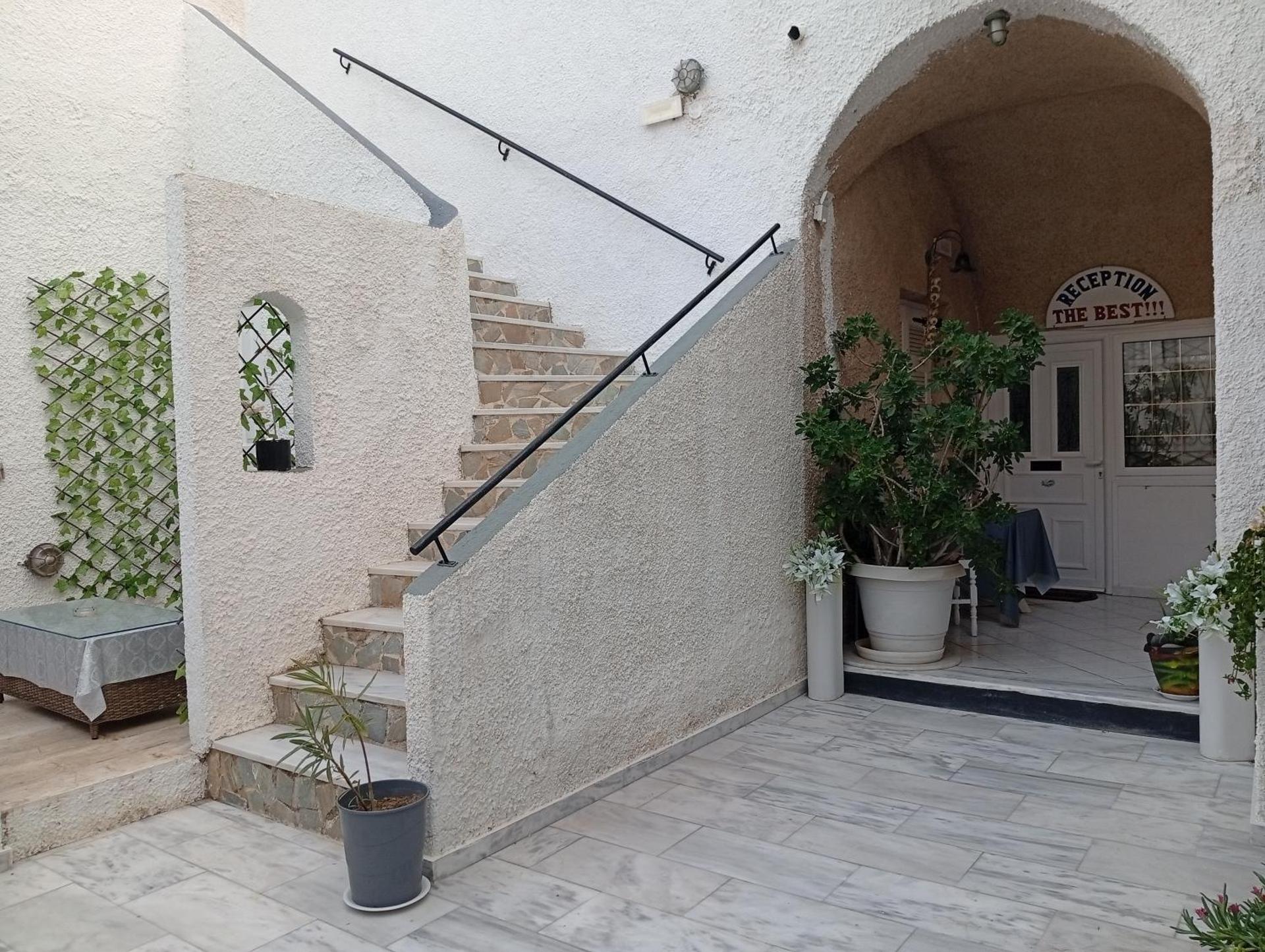 The Best - Photo 262