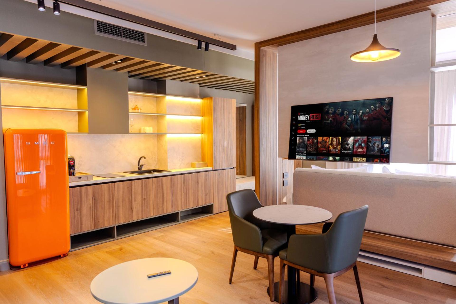 Si Hotel Tirana - Photo 43