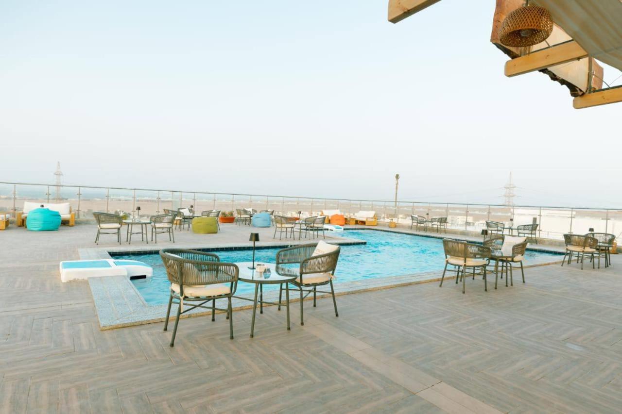 Sky Star Hotel free shuttle to Hurghada City Center - Photo 272