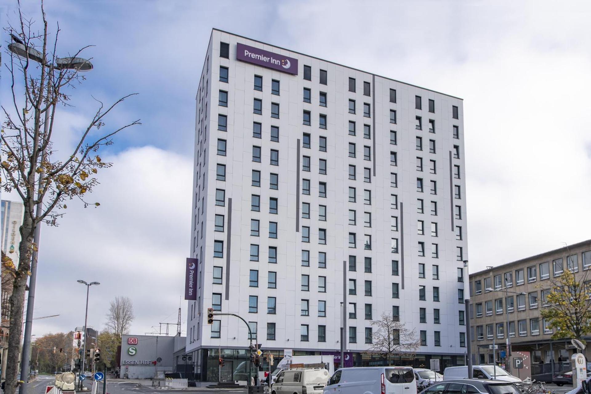 Premier Inn Essen City Centre - Photo 24
