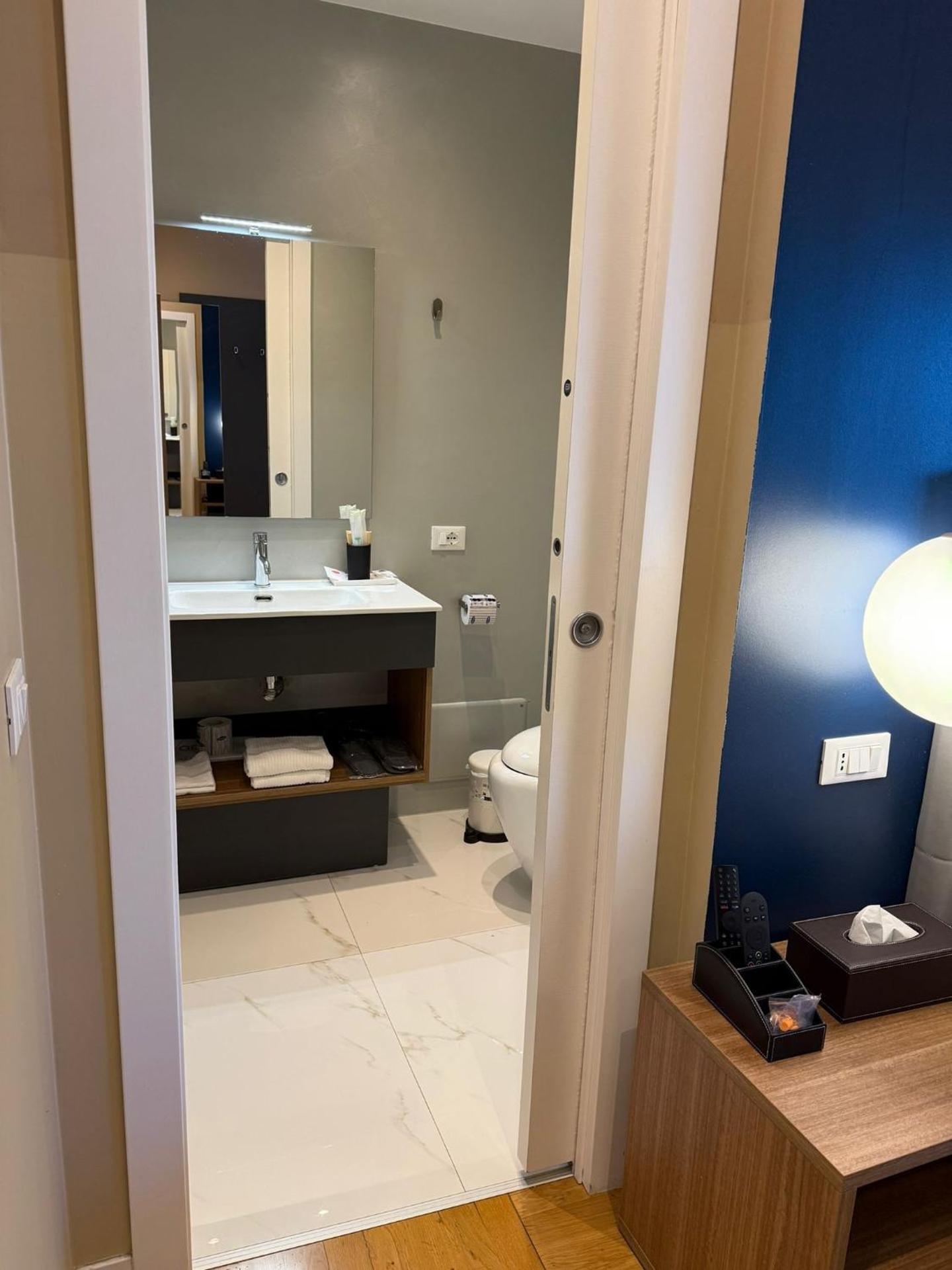 Mazzini Suites - Photo 7