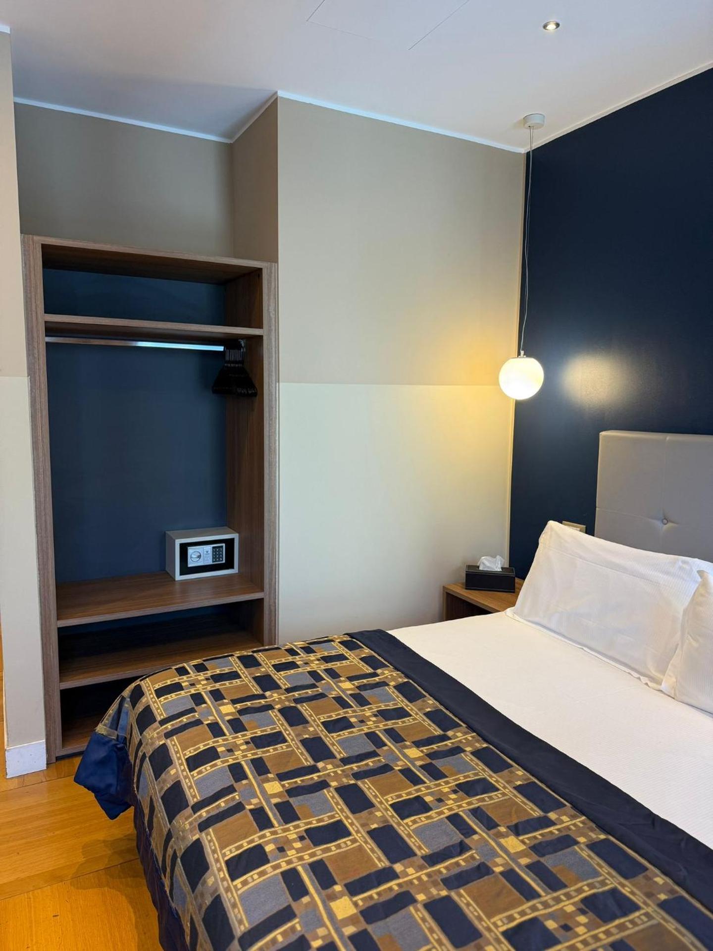 Mazzini Suites - Photo 27