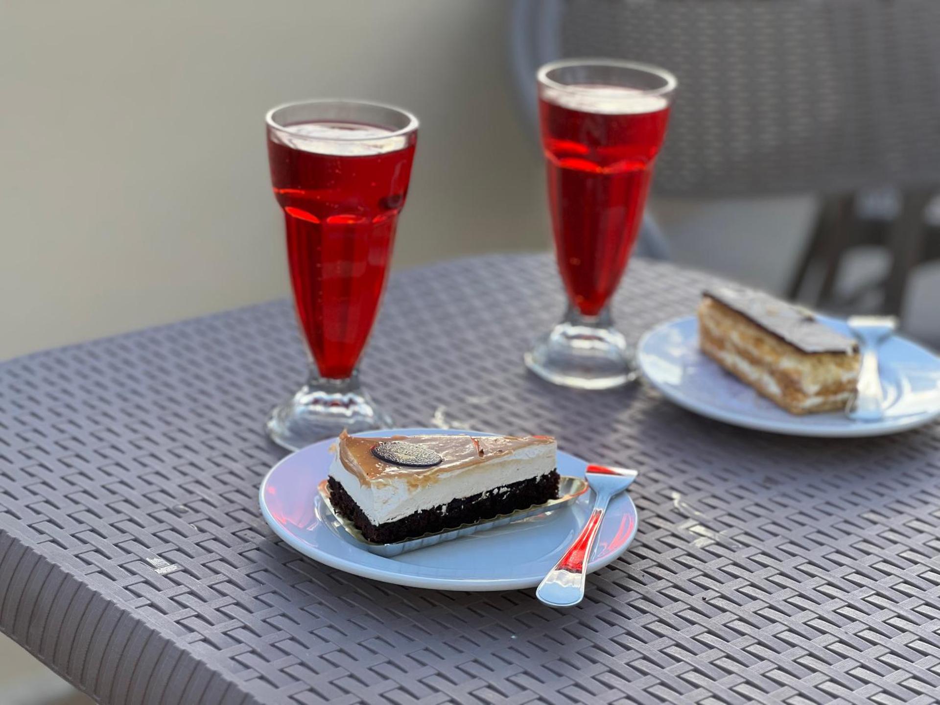 Gold pyramids view - Photo 46