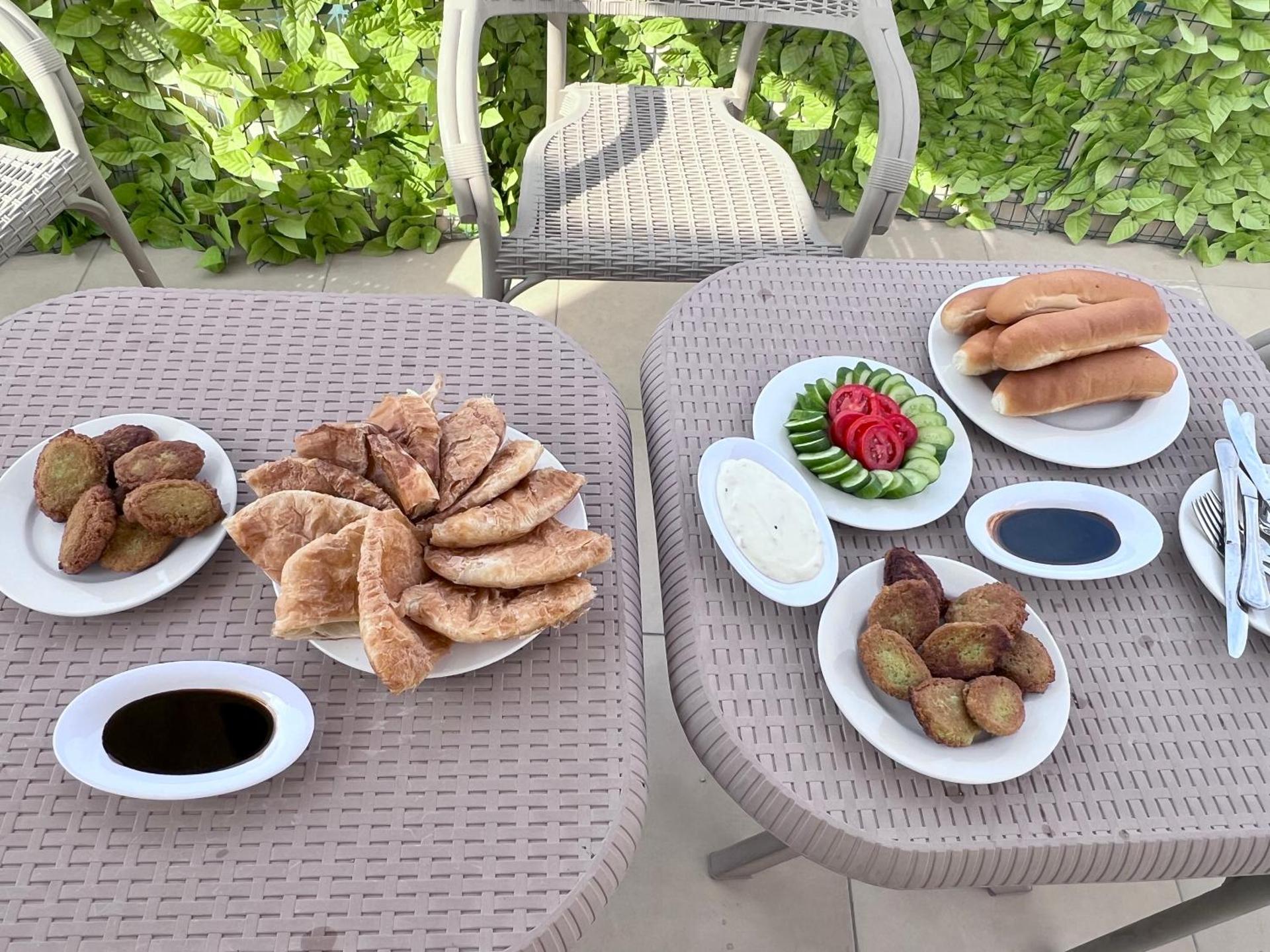 Gold pyramids view - Photo 16