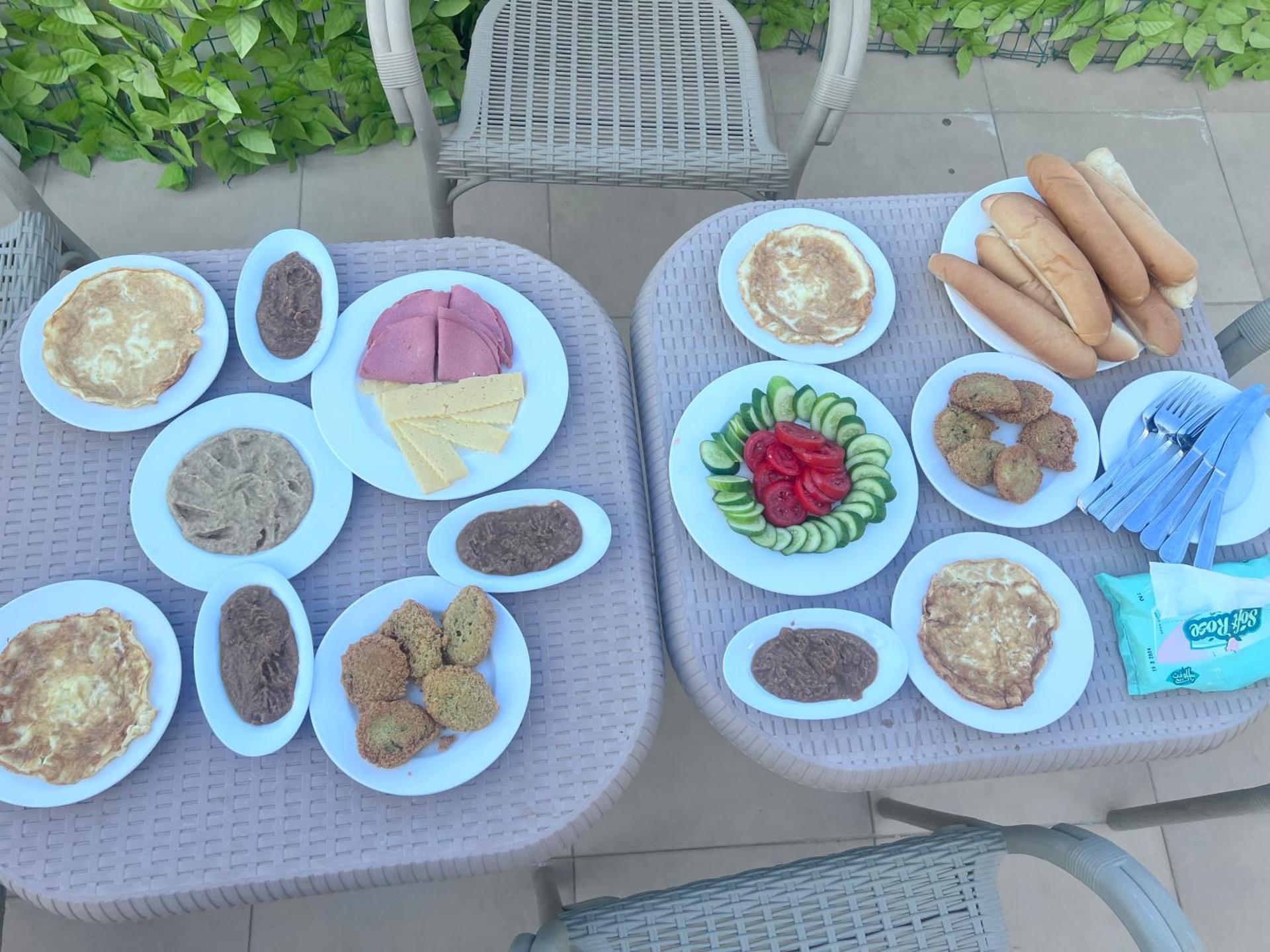 Gold pyramids view - Photo 19