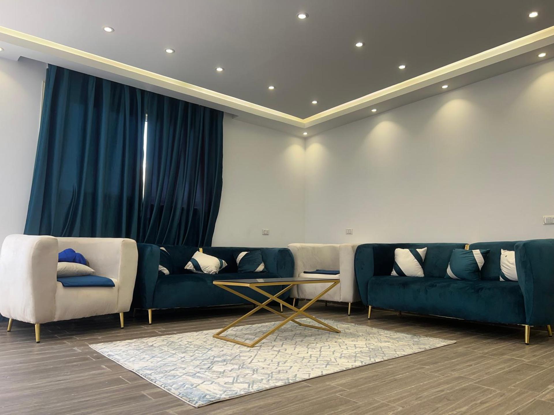 Gold pyramids view - Photo 52