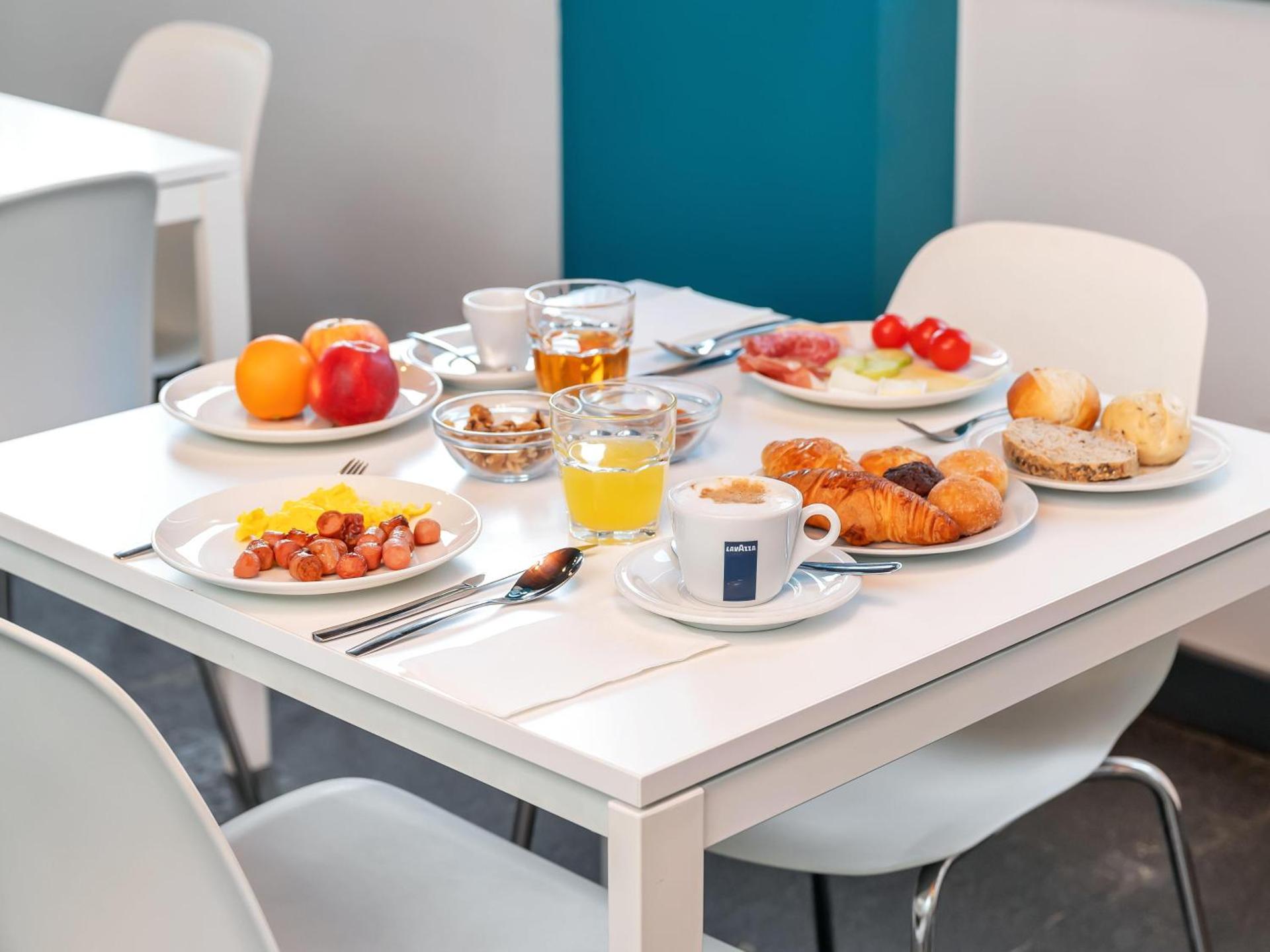 B&B Hotel Torino President - Photo 12