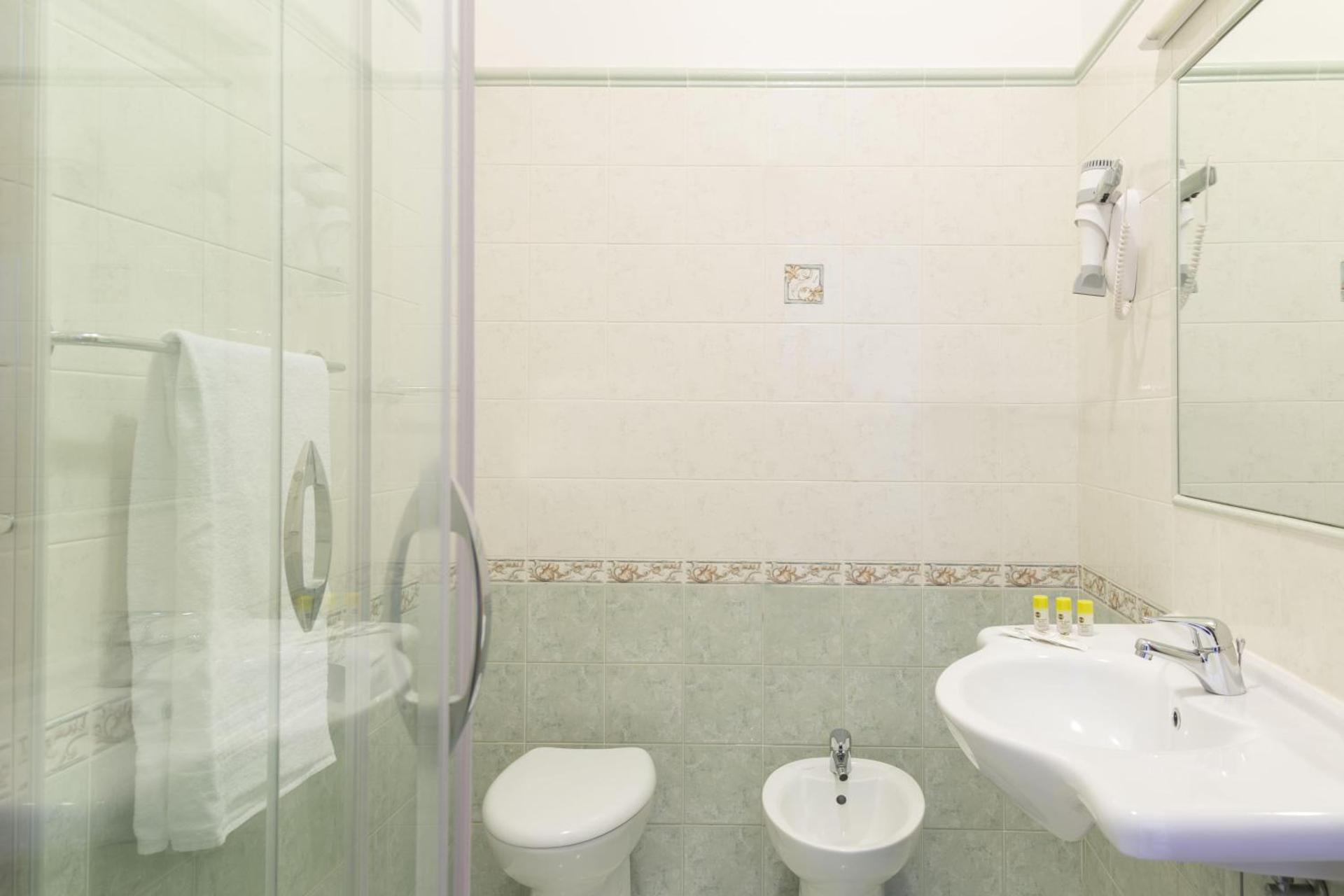 B&B Hotel Pescara - Photo 10