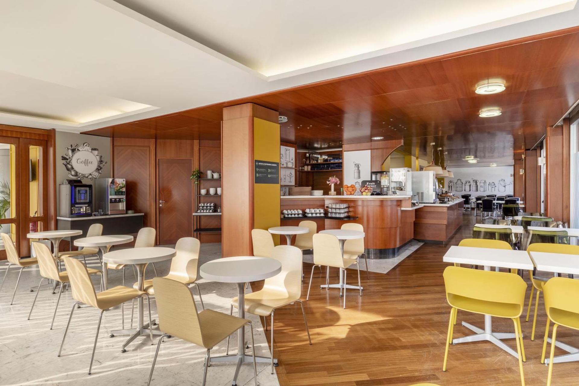 B&B Hotel Modena - Photo 14