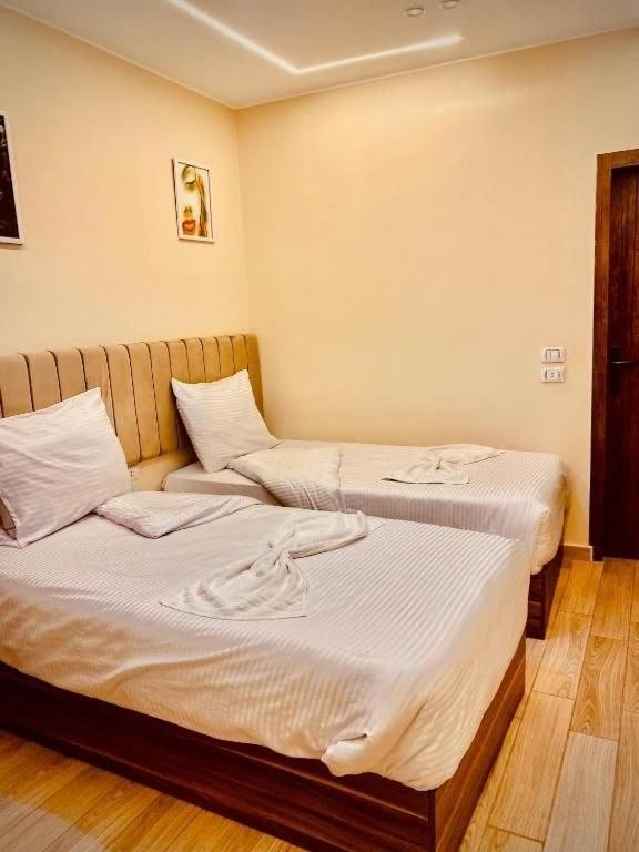 Silver Night Hotel - Photo 17