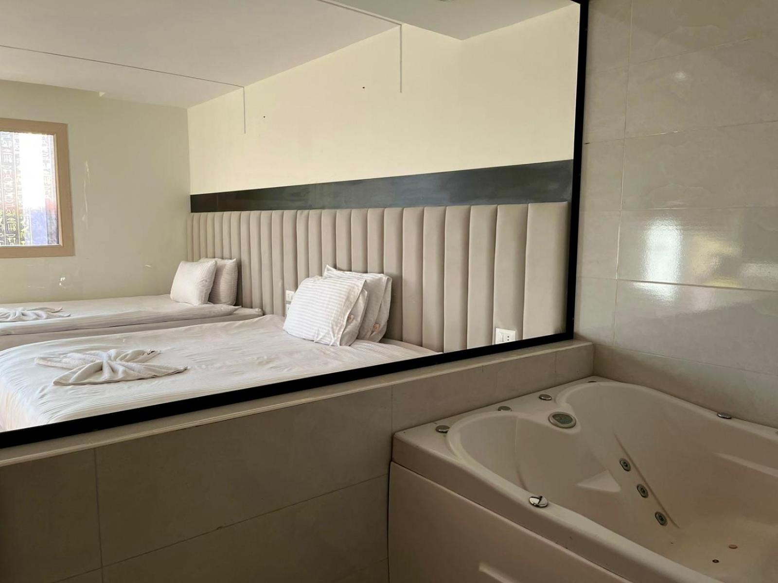 Nefertiti Royal Hotel - Photo 44