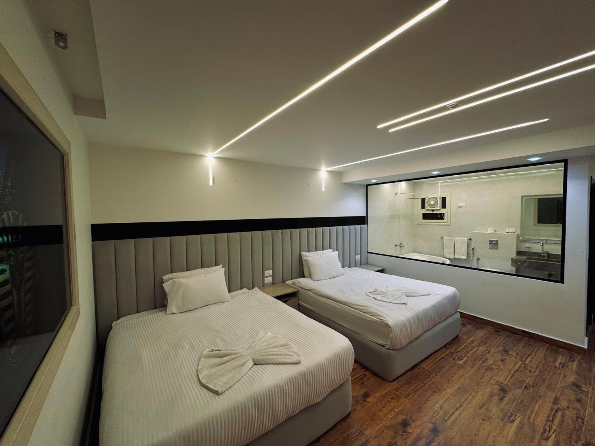 Nefertiti Royal Hotel - Photo 42