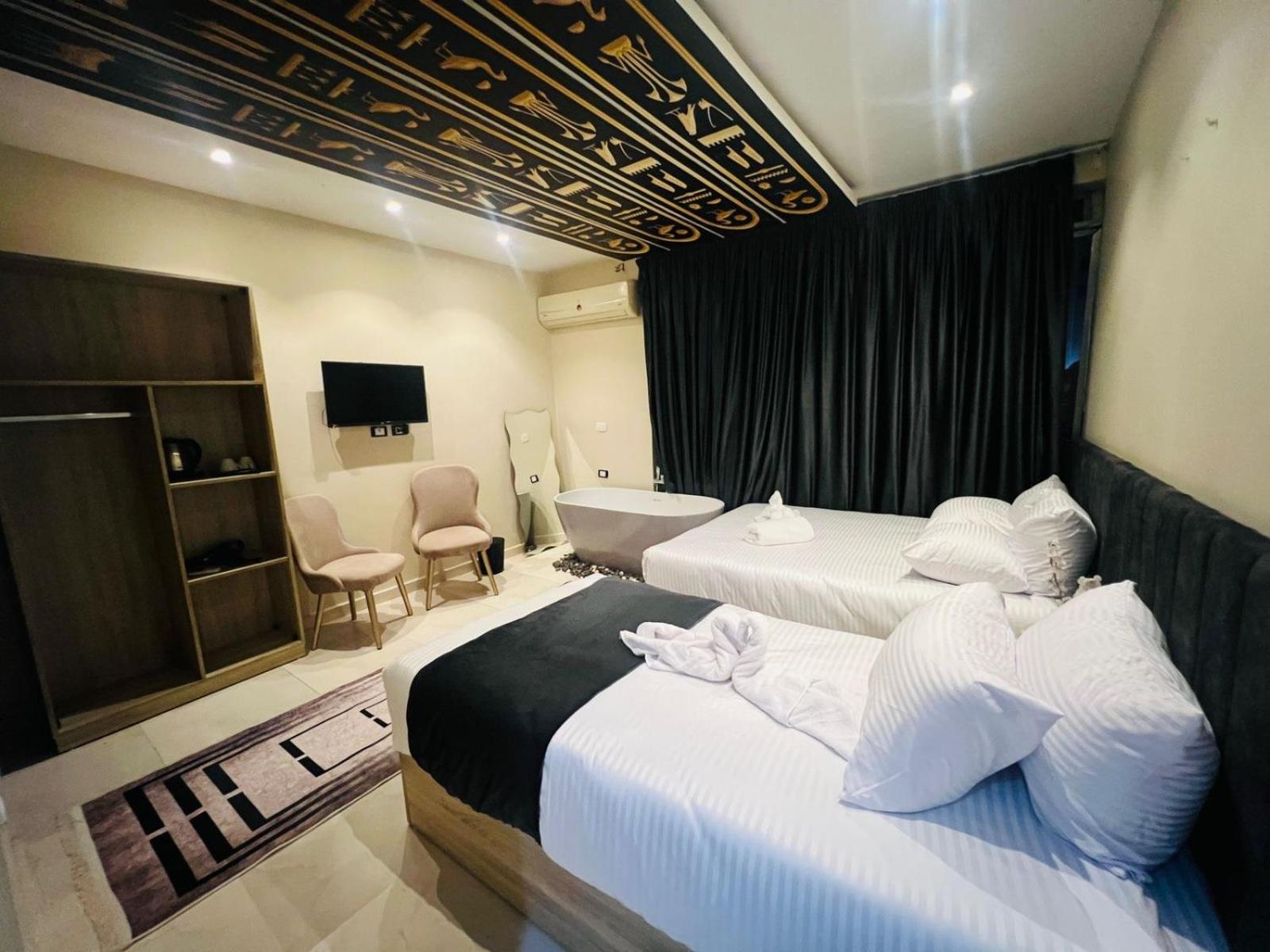 The moon pyramids view - Photo 34