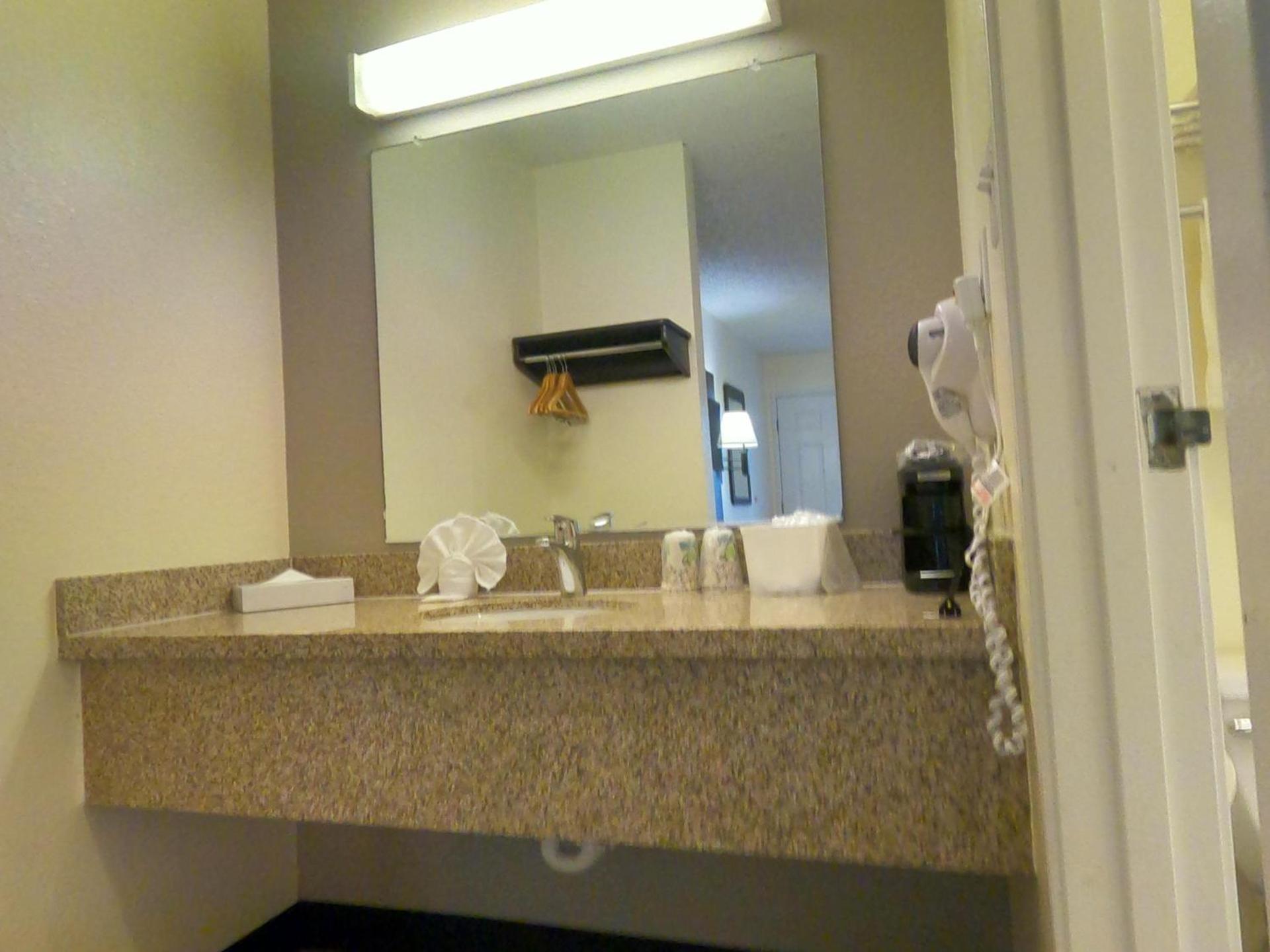 Motel 6 Las Vegas, NV - Strip - Photo 26