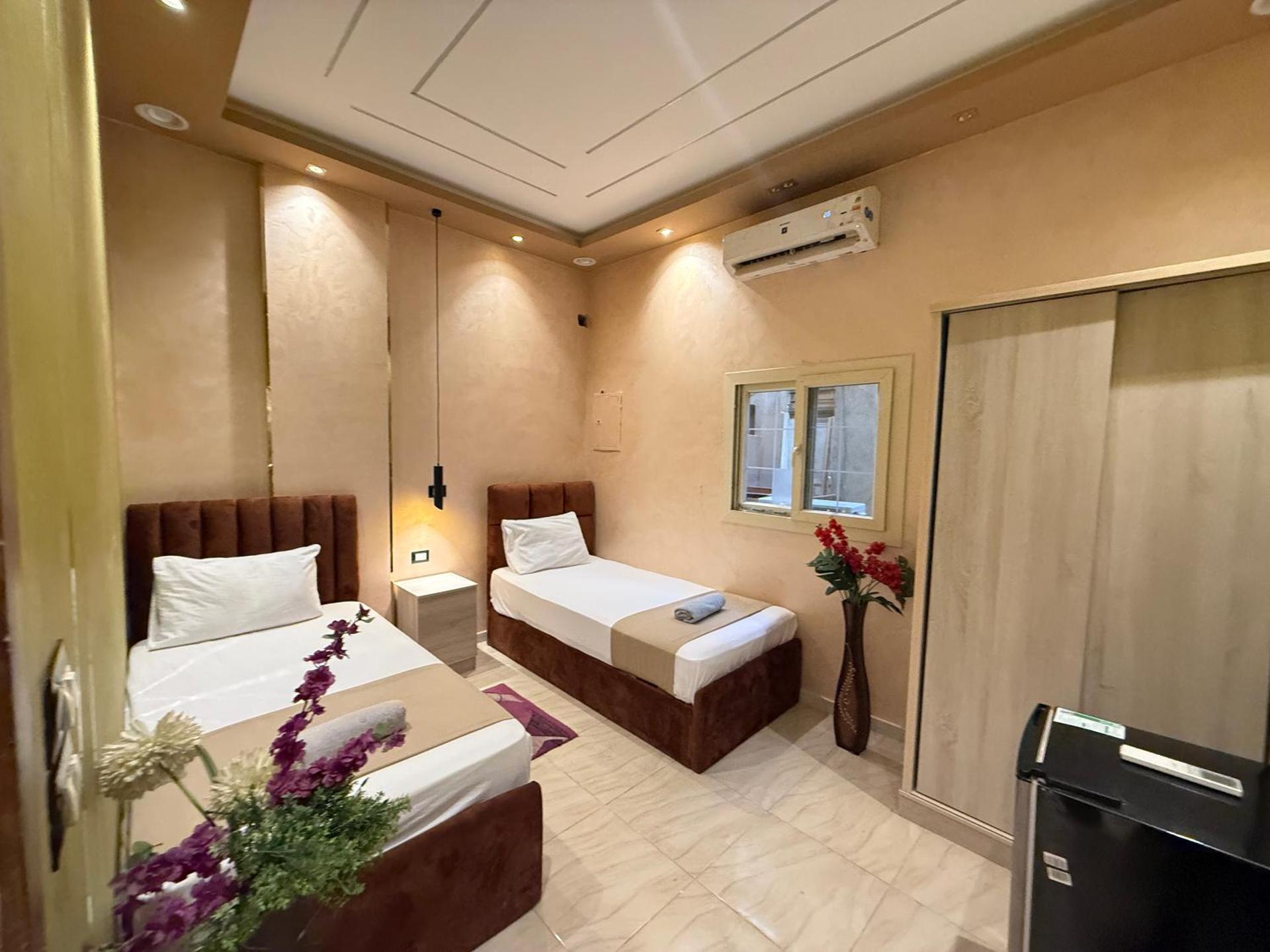 The Caro-Plazaro Hotel - Photo 8