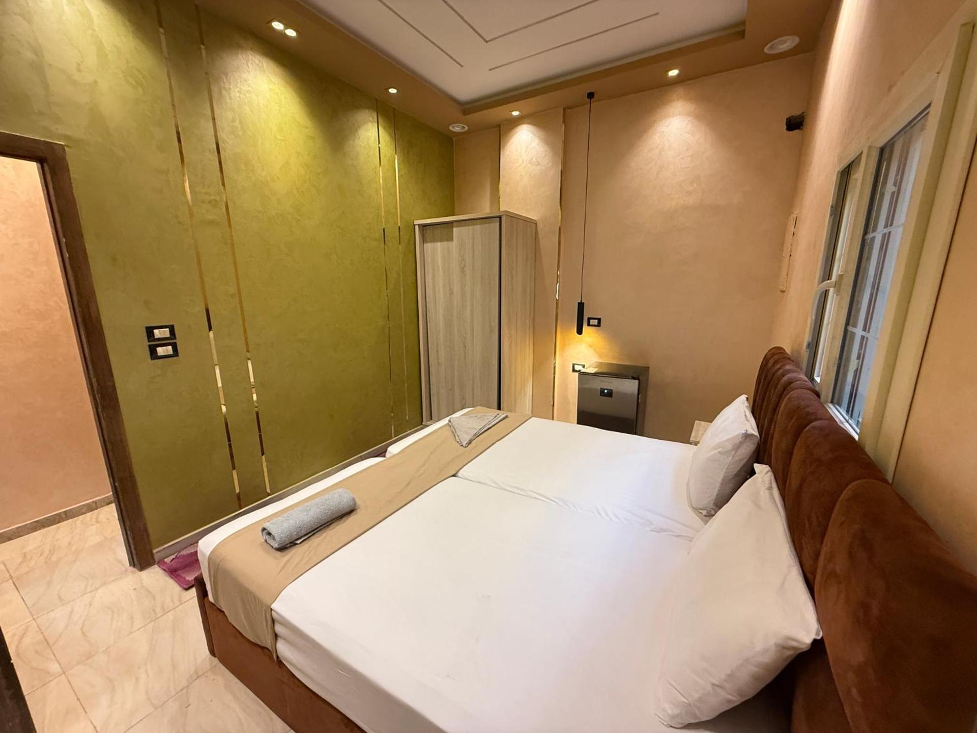 The Caro-Plazaro Hotel - Photo 23