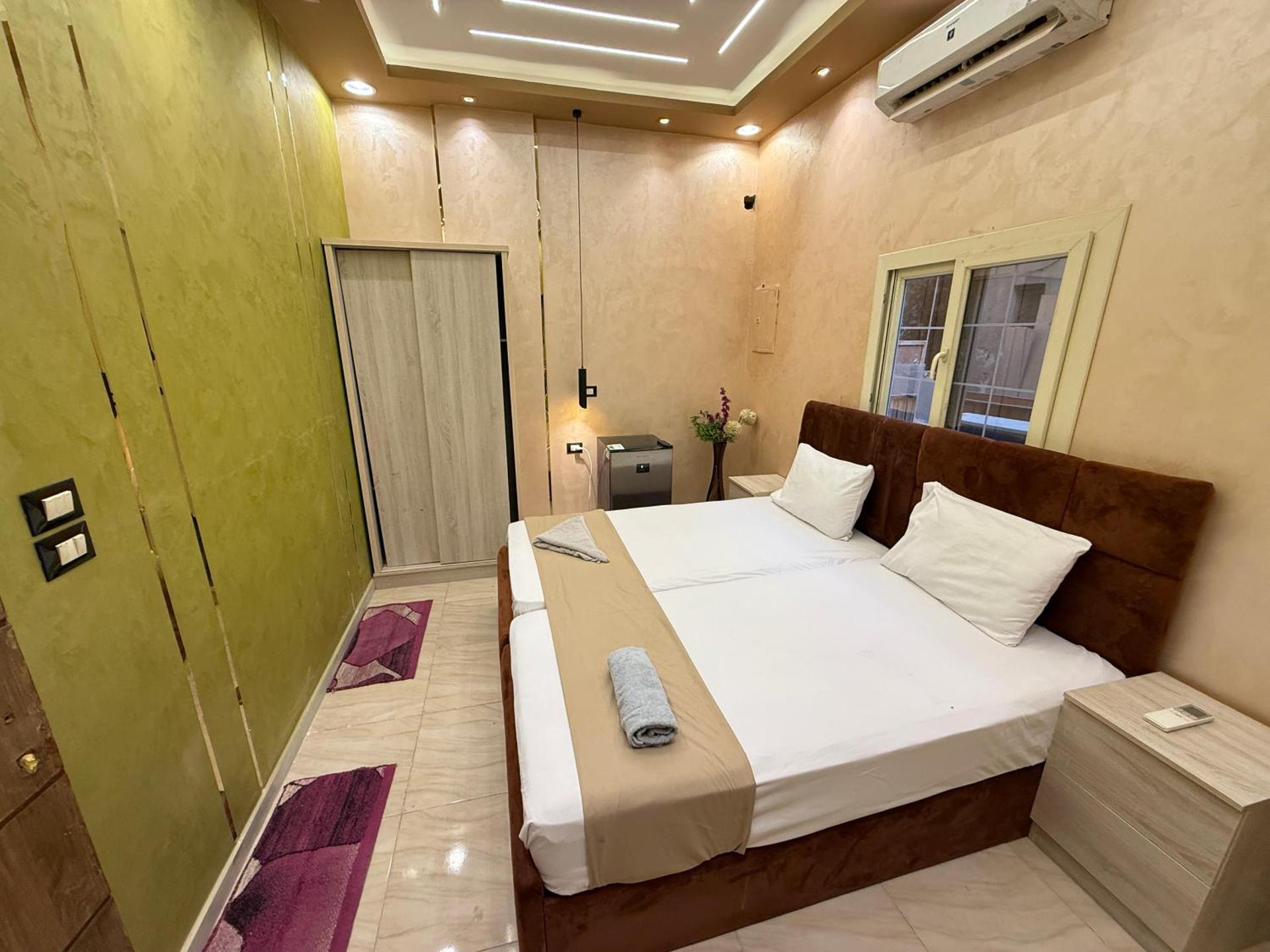 The Caro-Plazaro Hotel - Photo 20