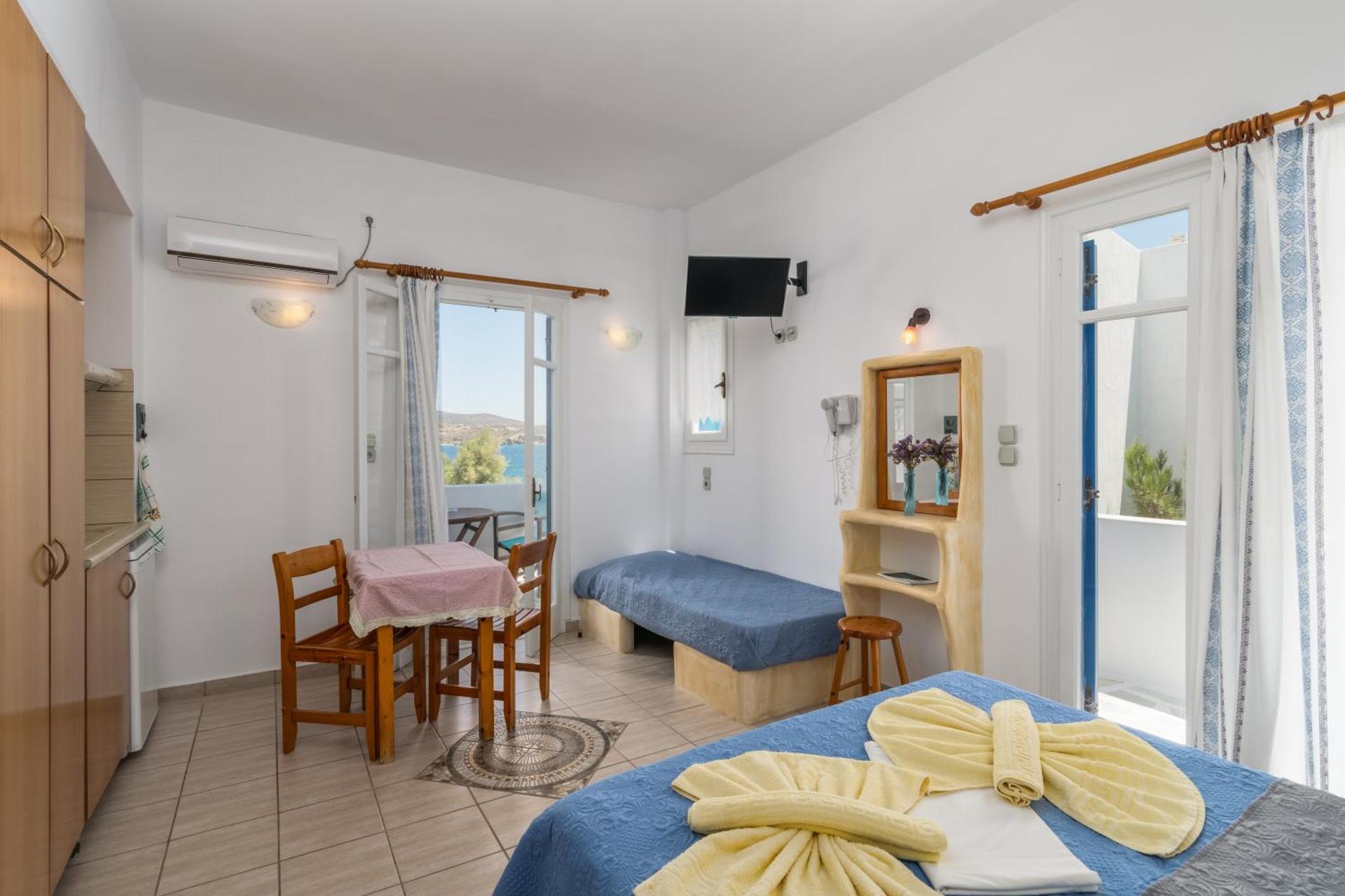 Apollon Rooms - Photo 65