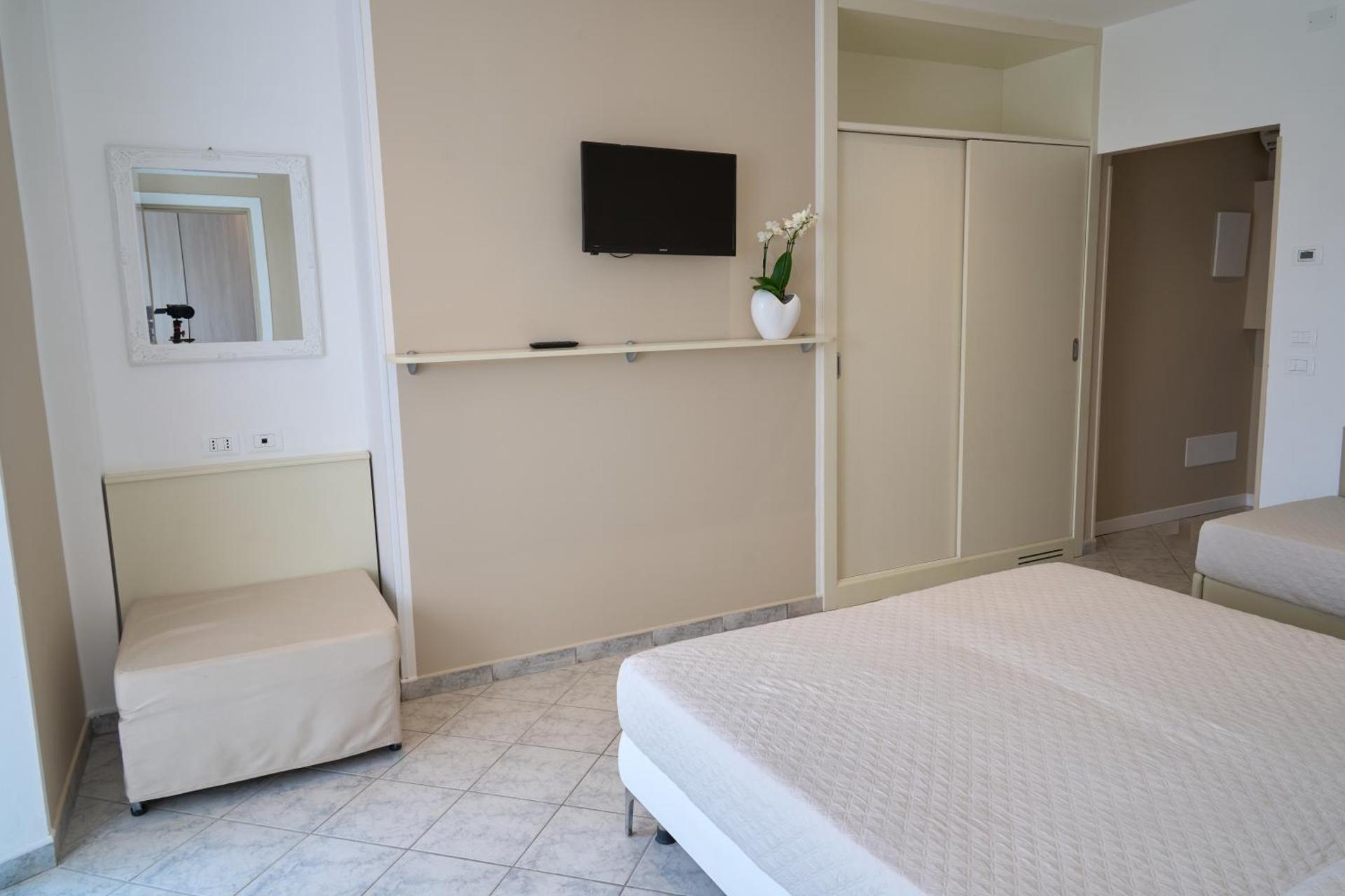 Hotel Viña del Mar Pineta - Photo 59