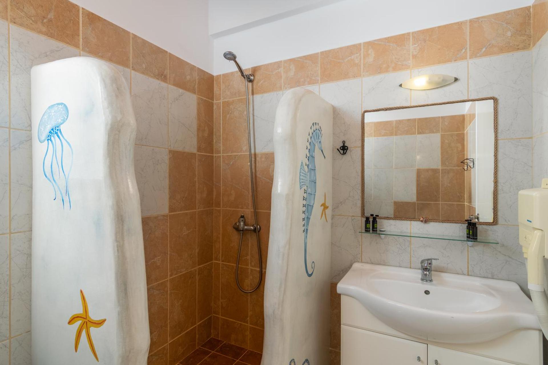 Apollon Rooms - Photo 69