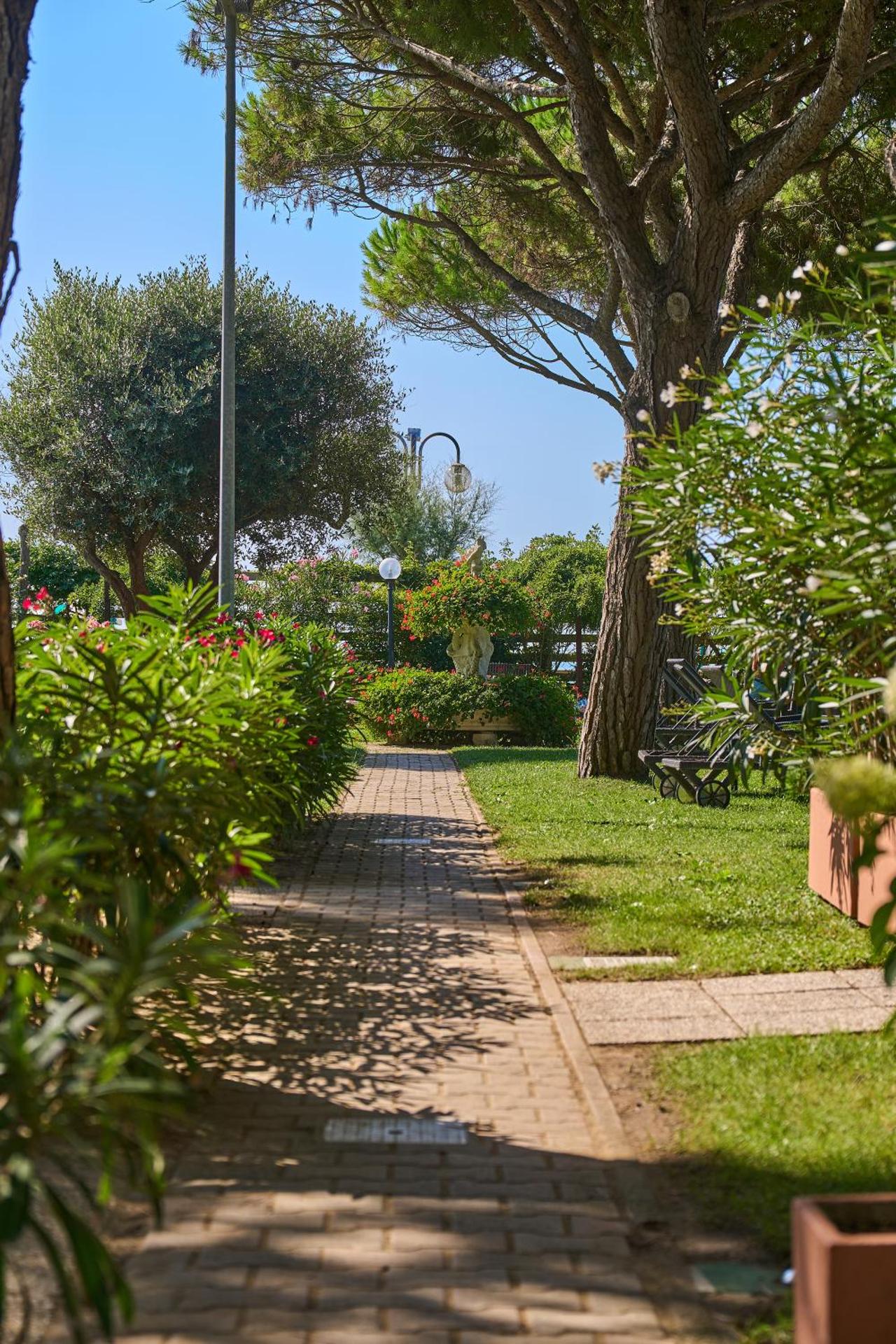 Hotel Viña del Mar Pineta - Photo 39