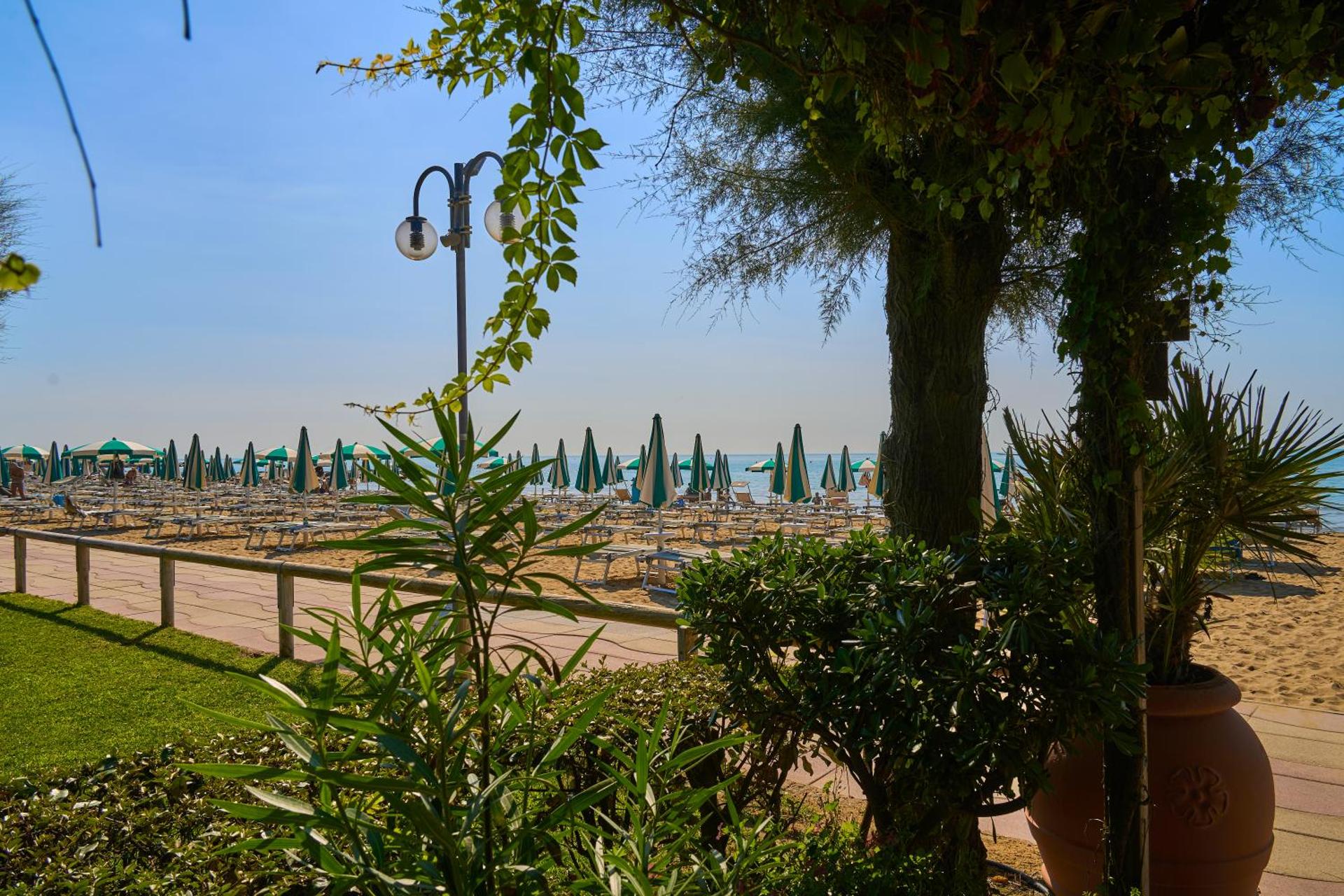 Hotel Viña del Mar Pineta - Photo 2