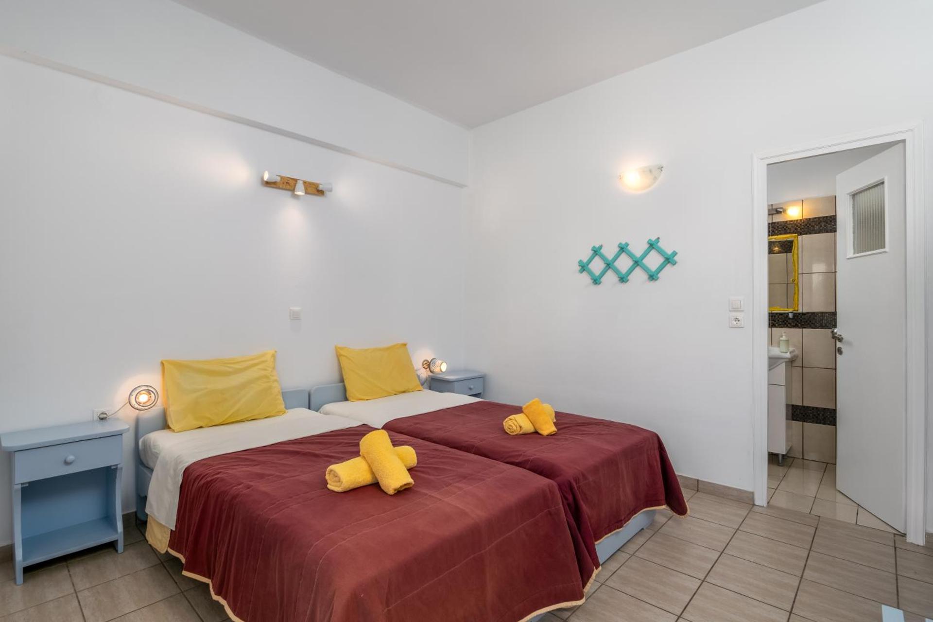 Apollon Rooms - Photo 28