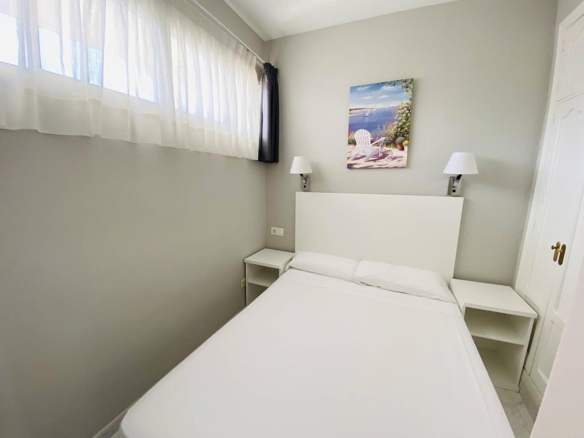 Apartamentos Los Jazmines - Photo 27