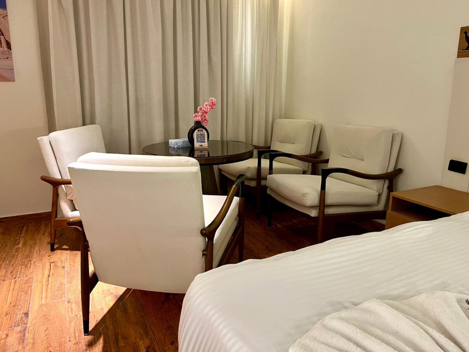 Nefertiti Royal Hotel - Photo 6