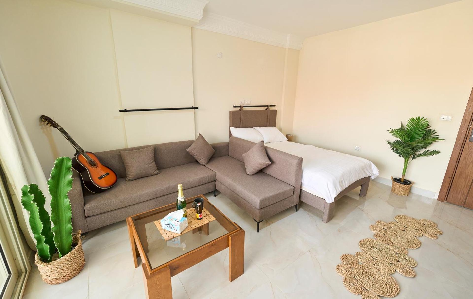 Jira Inn Hotel - چيران - Photo 117