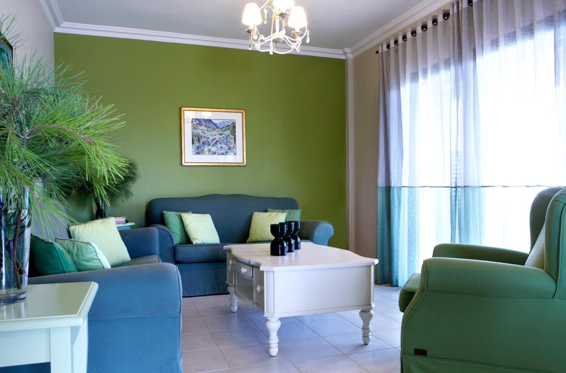 Avra Private Suites - Photo 62