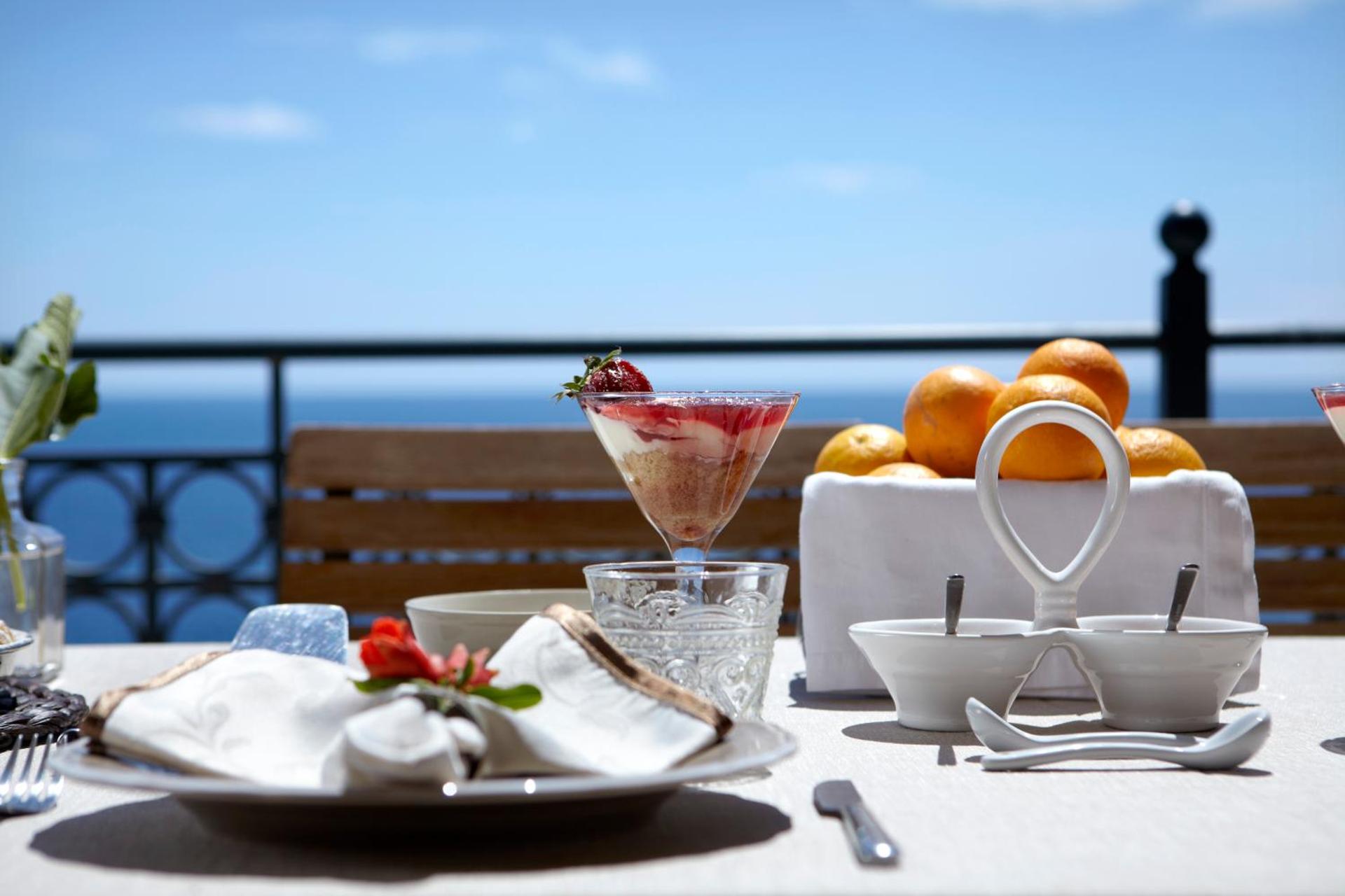 Avra Private Suites - Photo 101