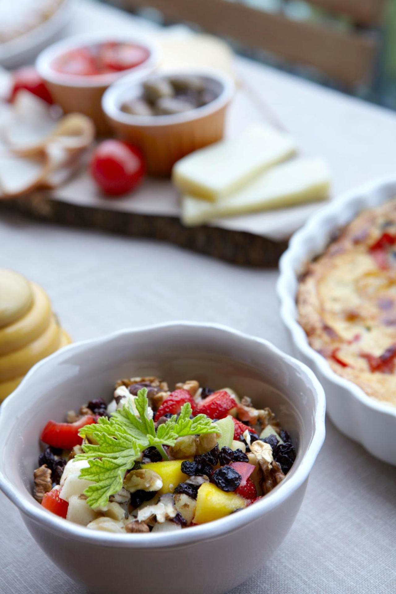 Avra Private Suites - Photo 180