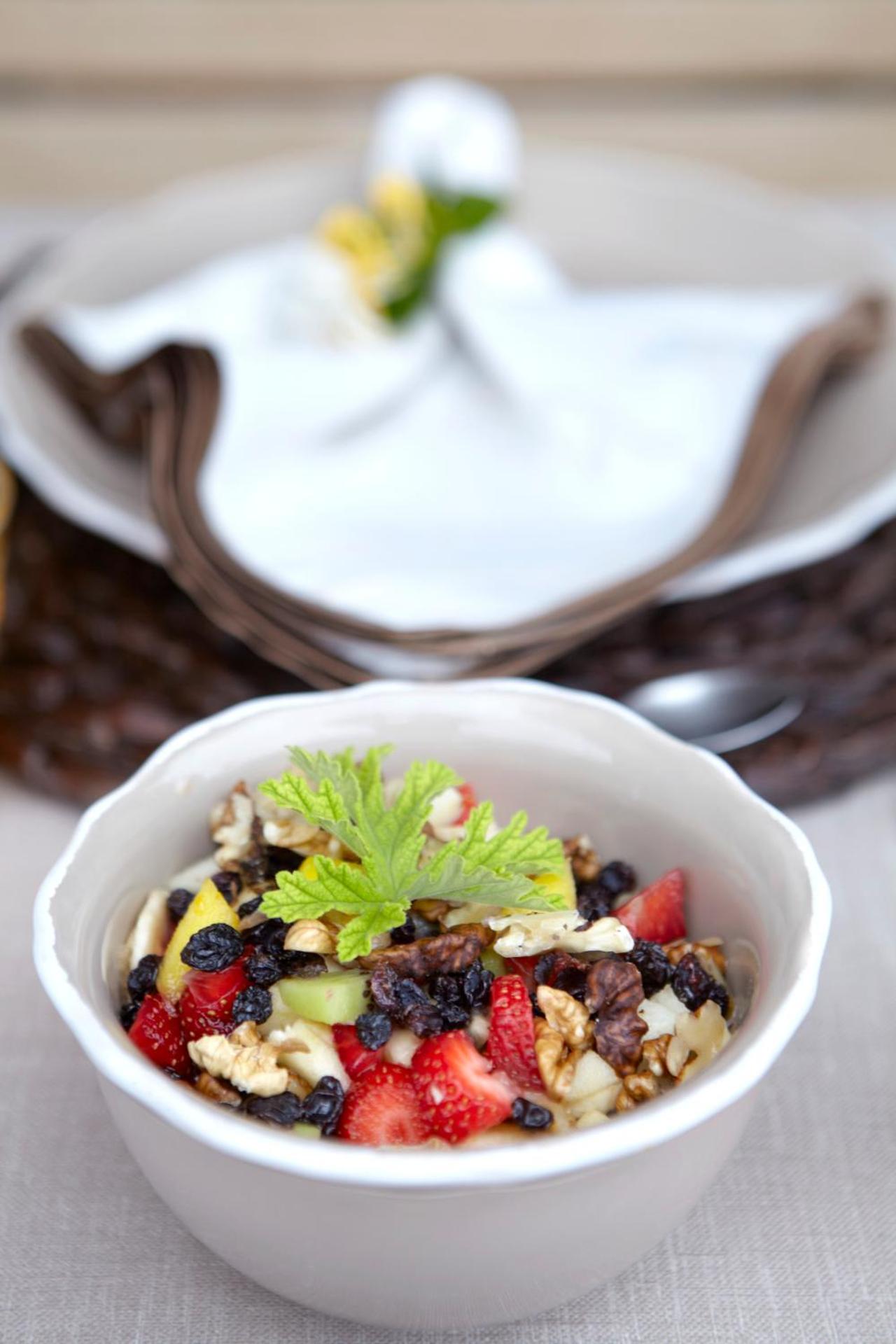 Avra Private Suites - Photo 105