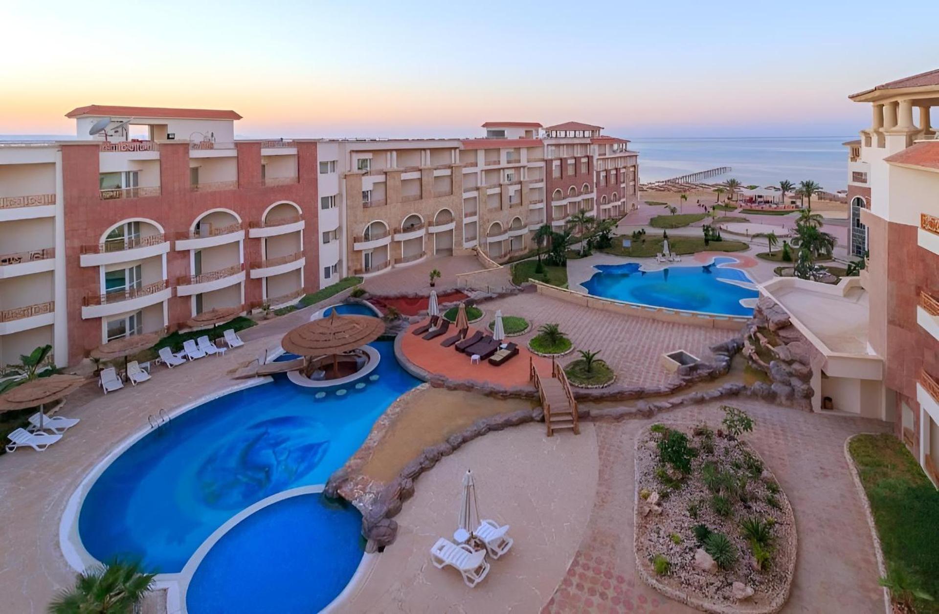 Royal Beach Boutique Hotel - Photo 21