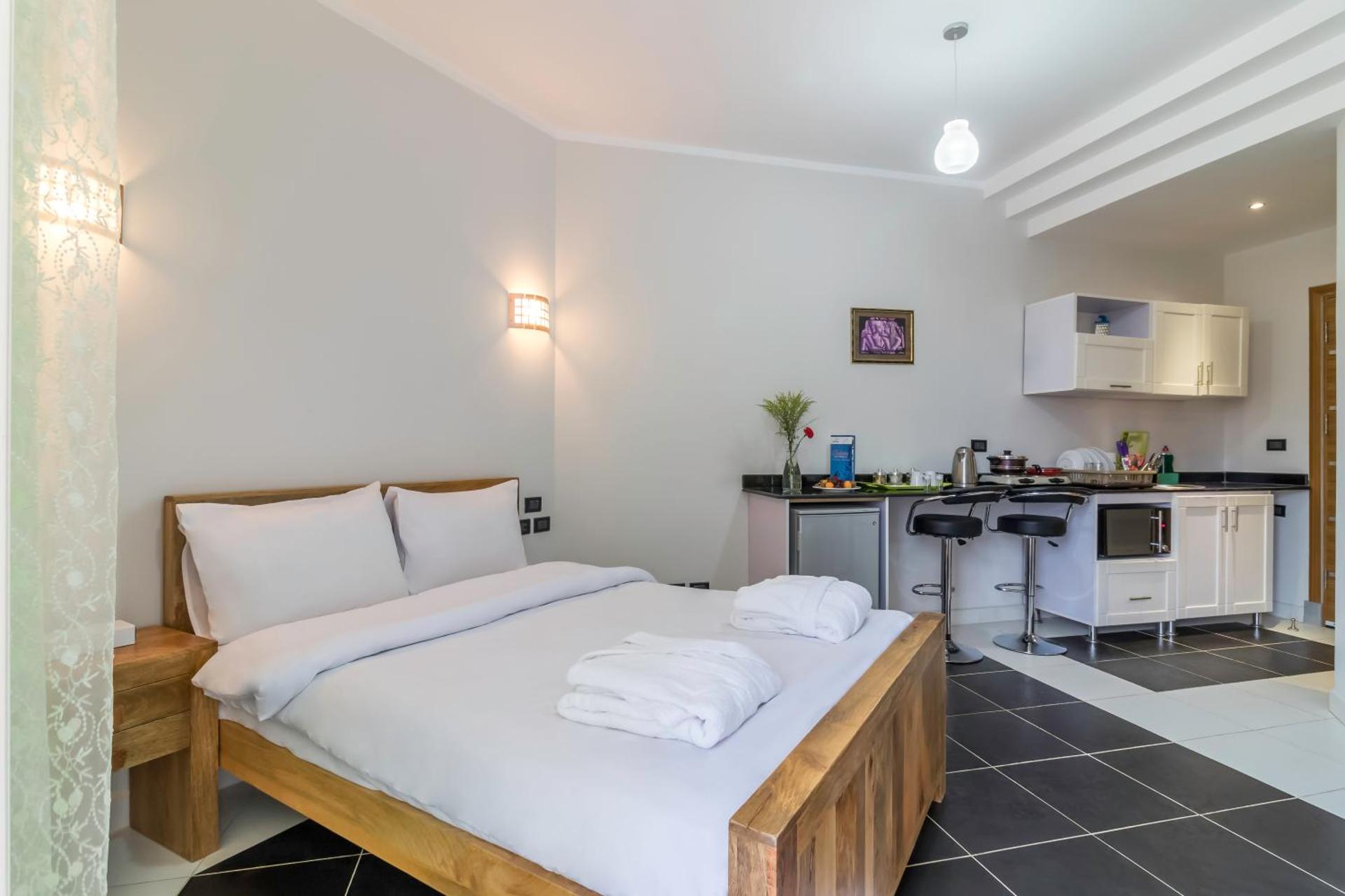 Royal Beach Boutique Hotel - Photo 27