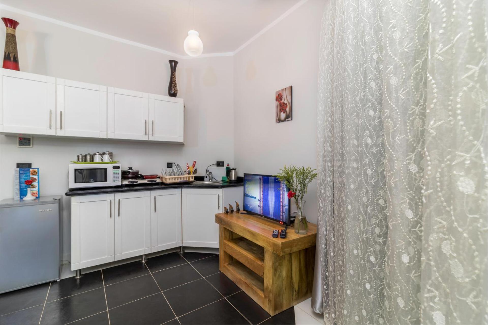 Royal Beach Boutique Hotel - Photo 35