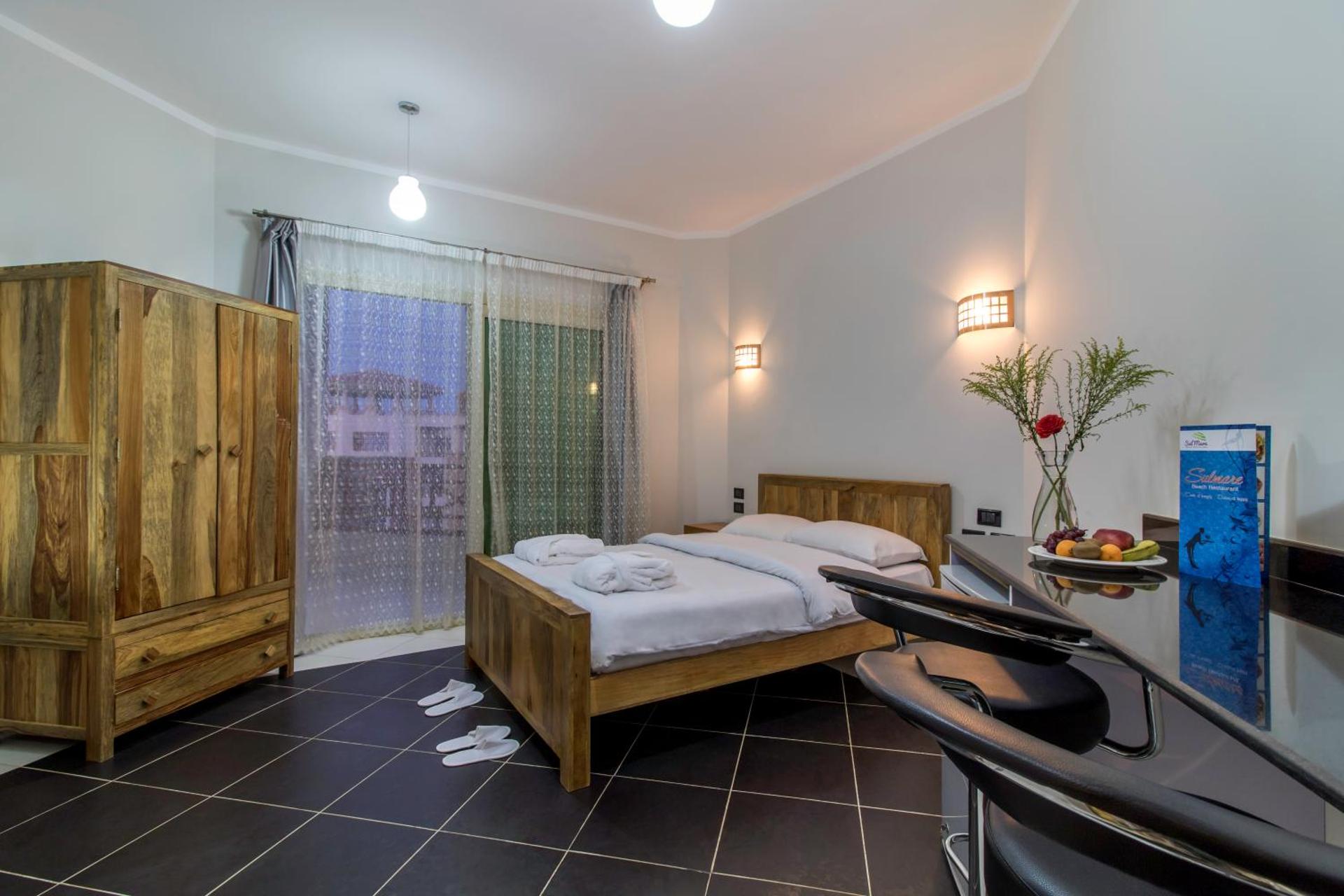 Royal Beach Boutique Hotel - Photo 68