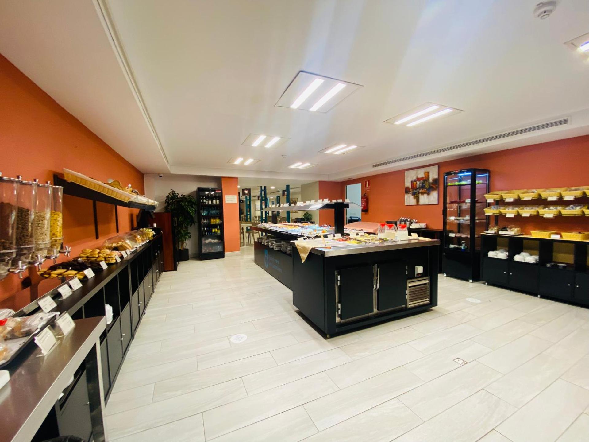 Apartamentos Los Jazmines - Photo 4