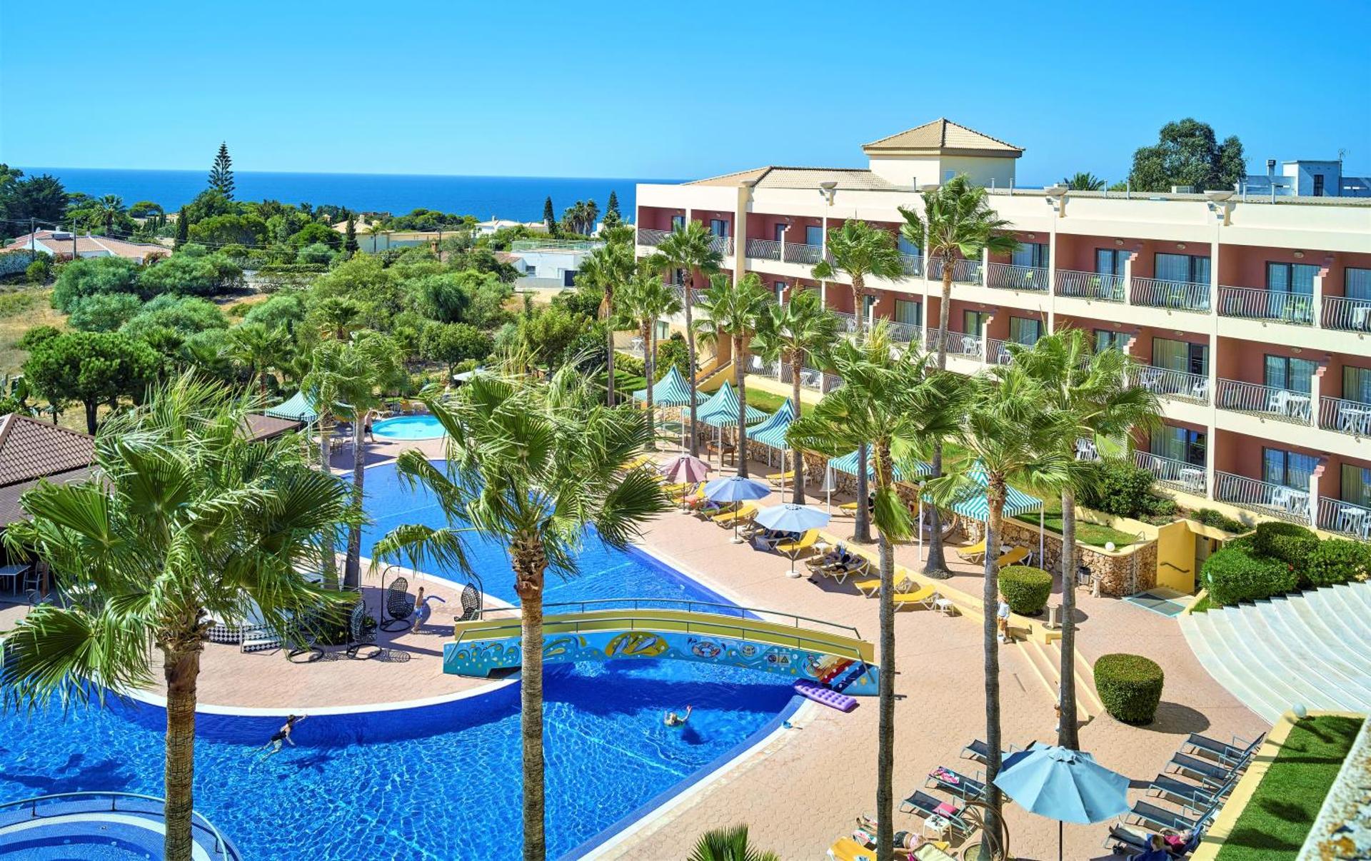 Hotel Baia Grande - Photo 29