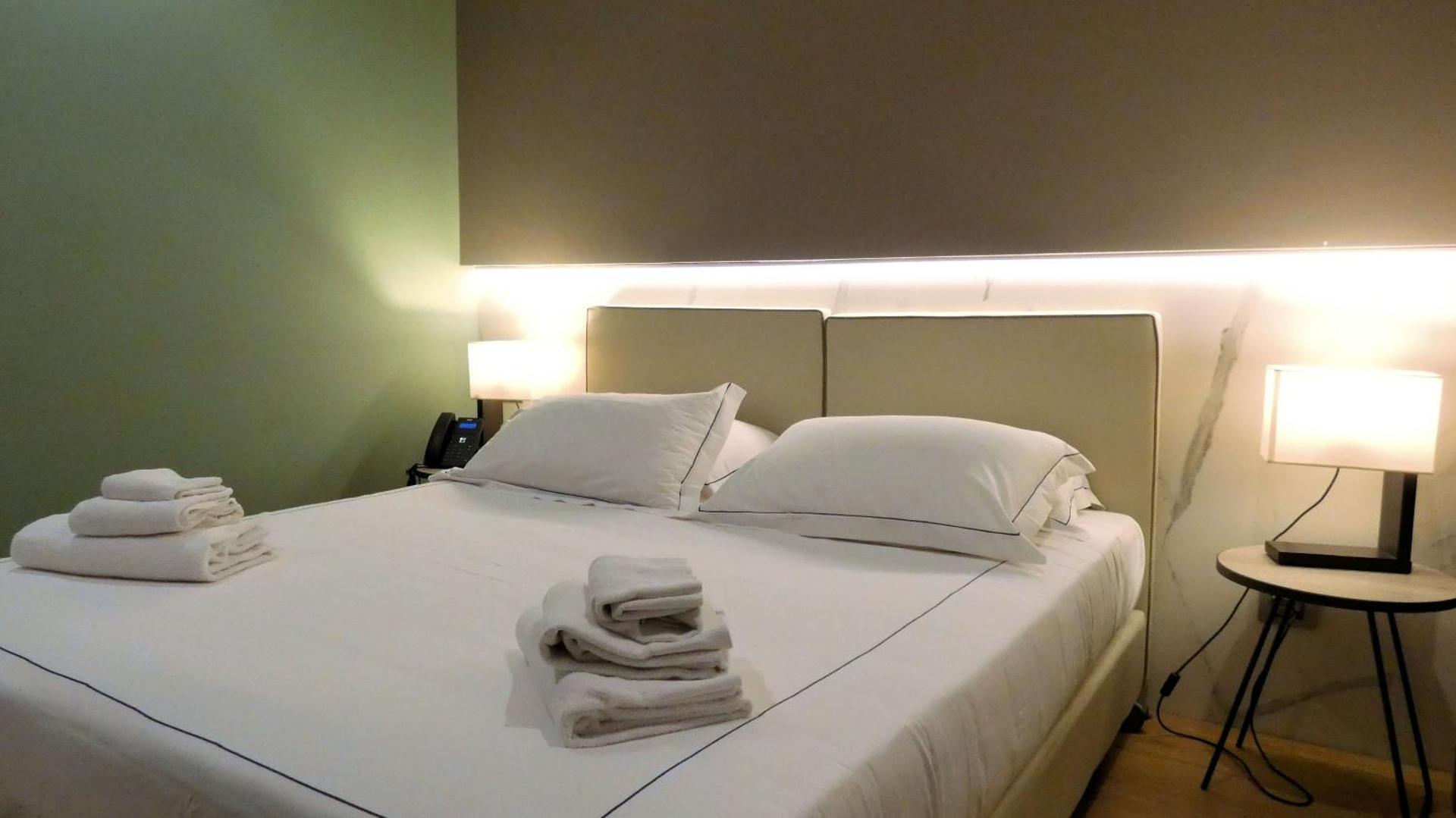 Hotel Byron - Photo 38