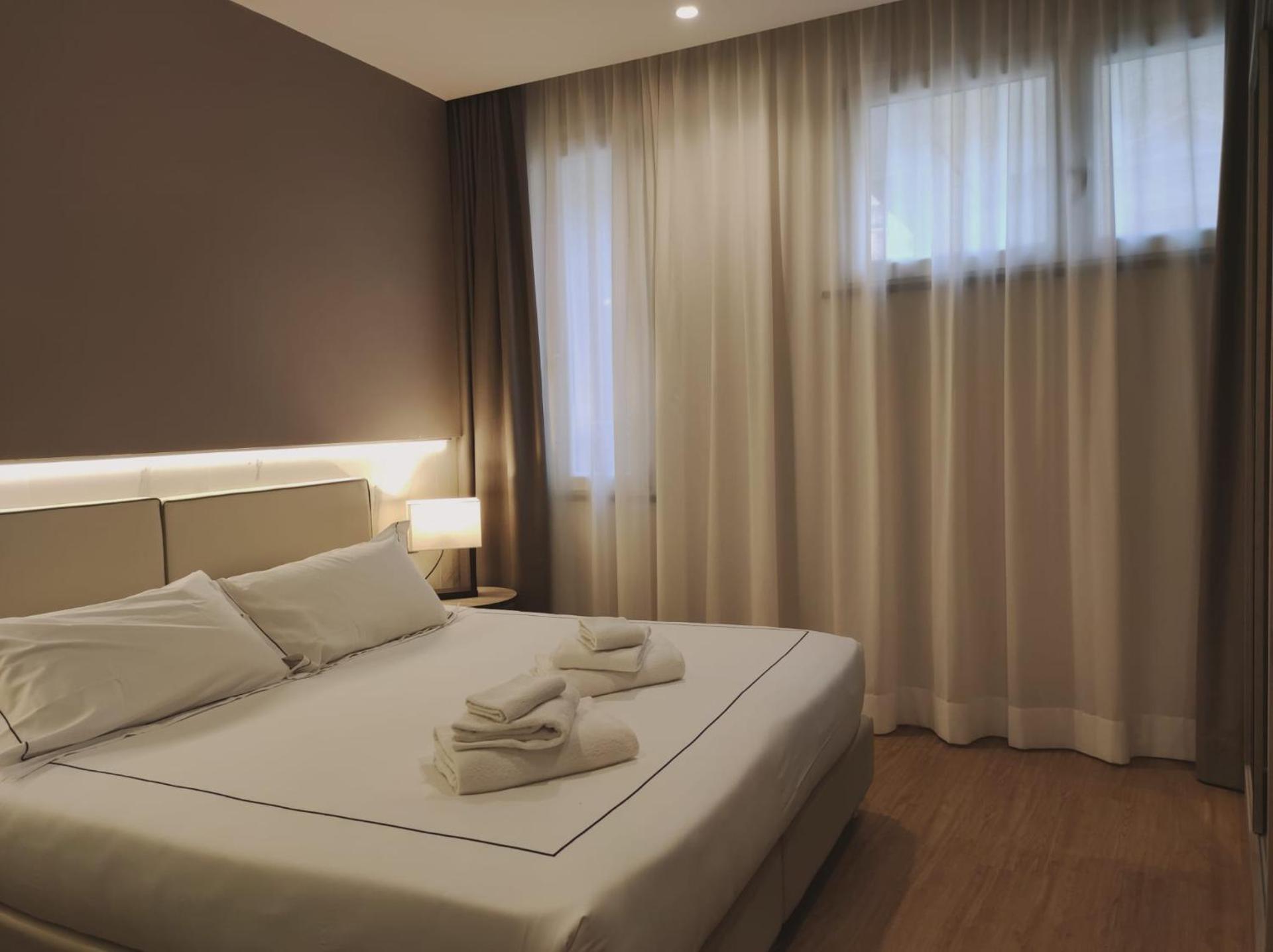 Hotel Byron - Photo 39
