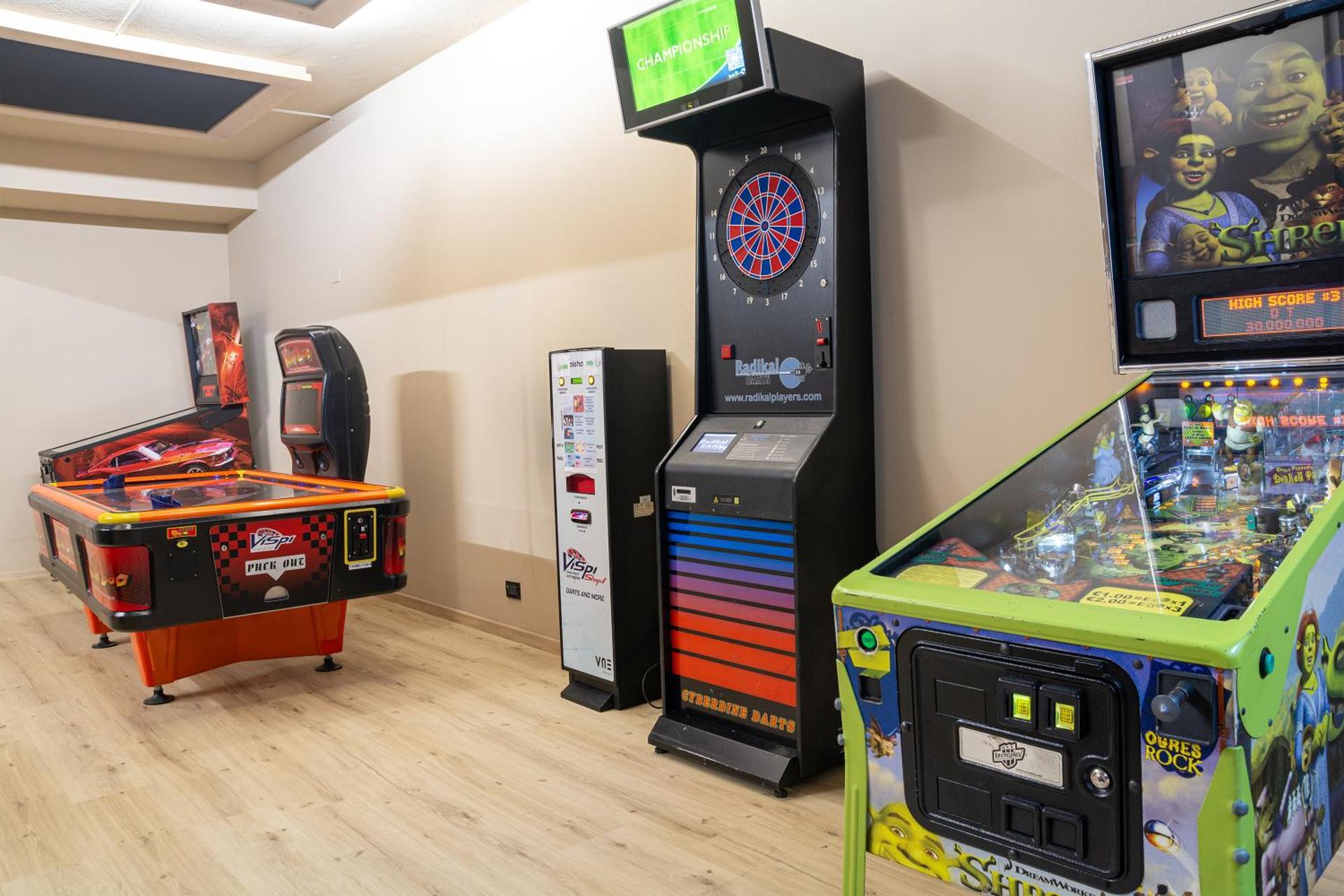 Aparthotel Majestic - Photo 128