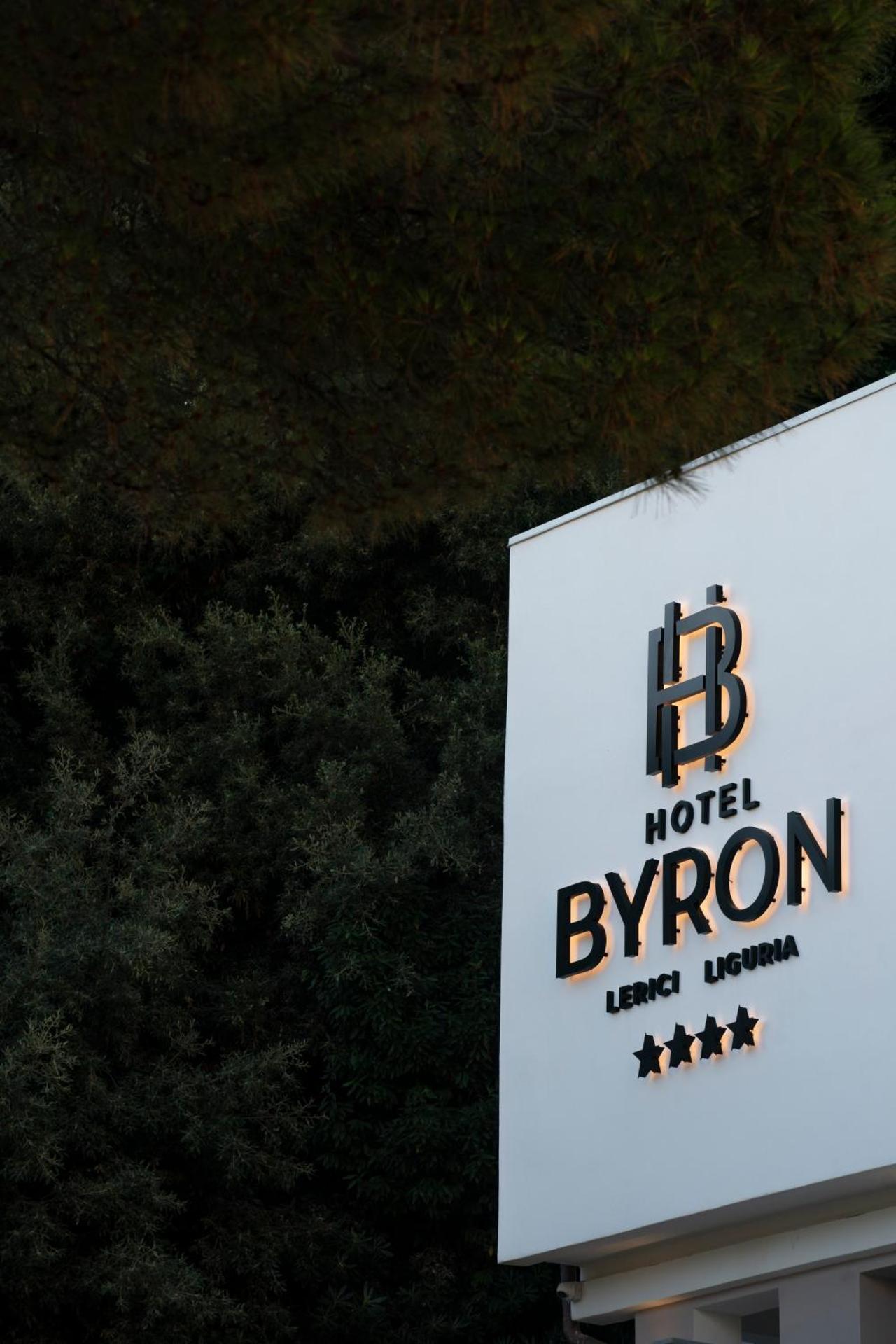 Hotel Byron - Photo 15