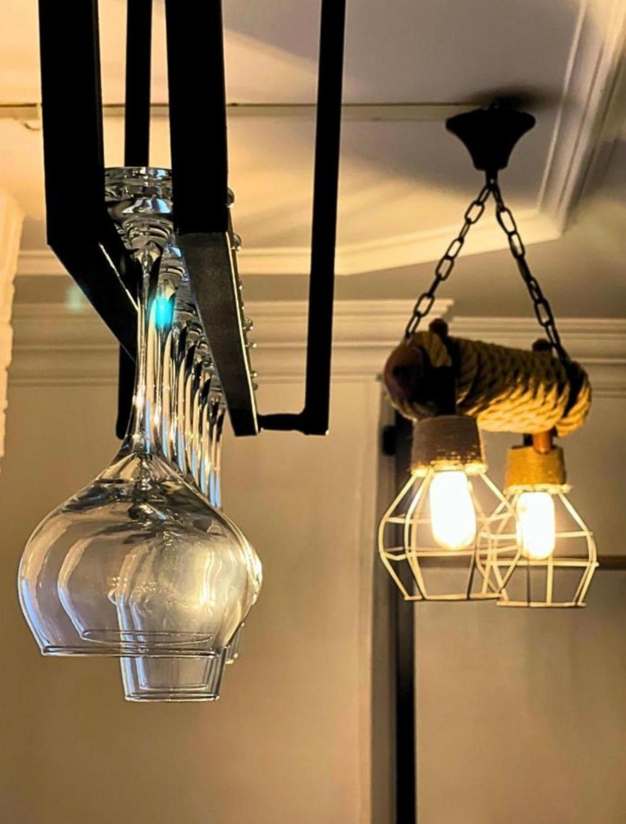 Lyra Pyramids Inn - Photo 43